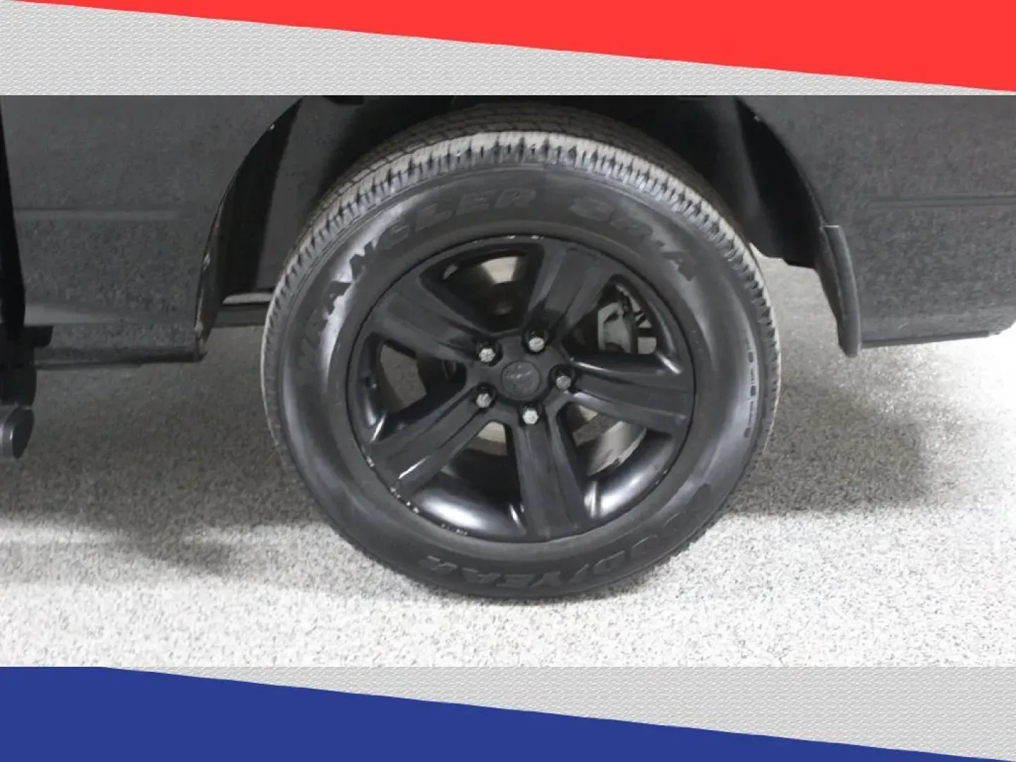 2016 Ram 1500 Sport Crew Cab SWB 2WD (1C6RR6MT8GS) with an 5.7L V8 OHV 16V engine, 6A transmission, located at 5170 N La Cholla Blvd, Tucson, AZ, 85705, (520) 989-0282, 32.228245, -111.011742 - **Unleash Your Adventurous Spirit with the 2016 Ram 1500 Crew Cab Pickup!**<br /> <br /> Are you ready to elevate your lifestyle? Whether you've got a growing family or crave weekend getaways, the 2016 Ram 1500 Crew Cab Pickup is your ticket to adventure! This versatile and powerful truck is perfect - Photo#43