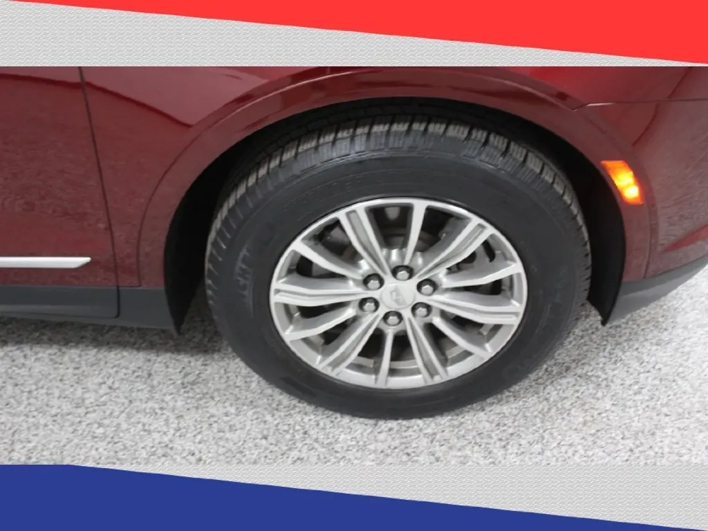 2017 Cadillac XT5 Luxury (1GYKNBRS2HZ) with an 3.6L V6 DOHC 24V engine, 8A transmission, located at 5170 N La Cholla Blvd, Tucson, AZ, 85705, (520) 989-0282, 32.228245, -111.011742 - **Elevate Your Lifestyle with This 2017 Cadillac XT5 SUV The Perfect Blend of Luxury and Utility!**<br /> <br /> Are you looking for a vehicle that seamlessly balances luxury with practicality? The 2017 Cadillac XT5 is the ideal choice for those who crave a sophisticated driving experience while en - Photo#40