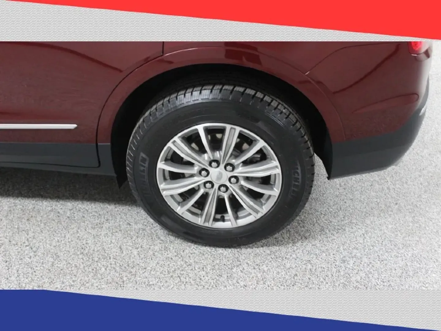 2017 Cadillac XT5 Luxury (1GYKNBRS2HZ) with an 3.6L V6 DOHC 24V engine, 8A transmission, located at 5170 N La Cholla Blvd, Tucson, AZ, 85705, (520) 989-0282, 32.228245, -111.011742 - **Elevate Your Lifestyle with This 2017 Cadillac XT5 SUV The Perfect Blend of Luxury and Utility!**<br /> <br /> Are you looking for a vehicle that seamlessly balances luxury with practicality? The 2017 Cadillac XT5 is the ideal choice for those who crave a sophisticated driving experience while en - Photo#42