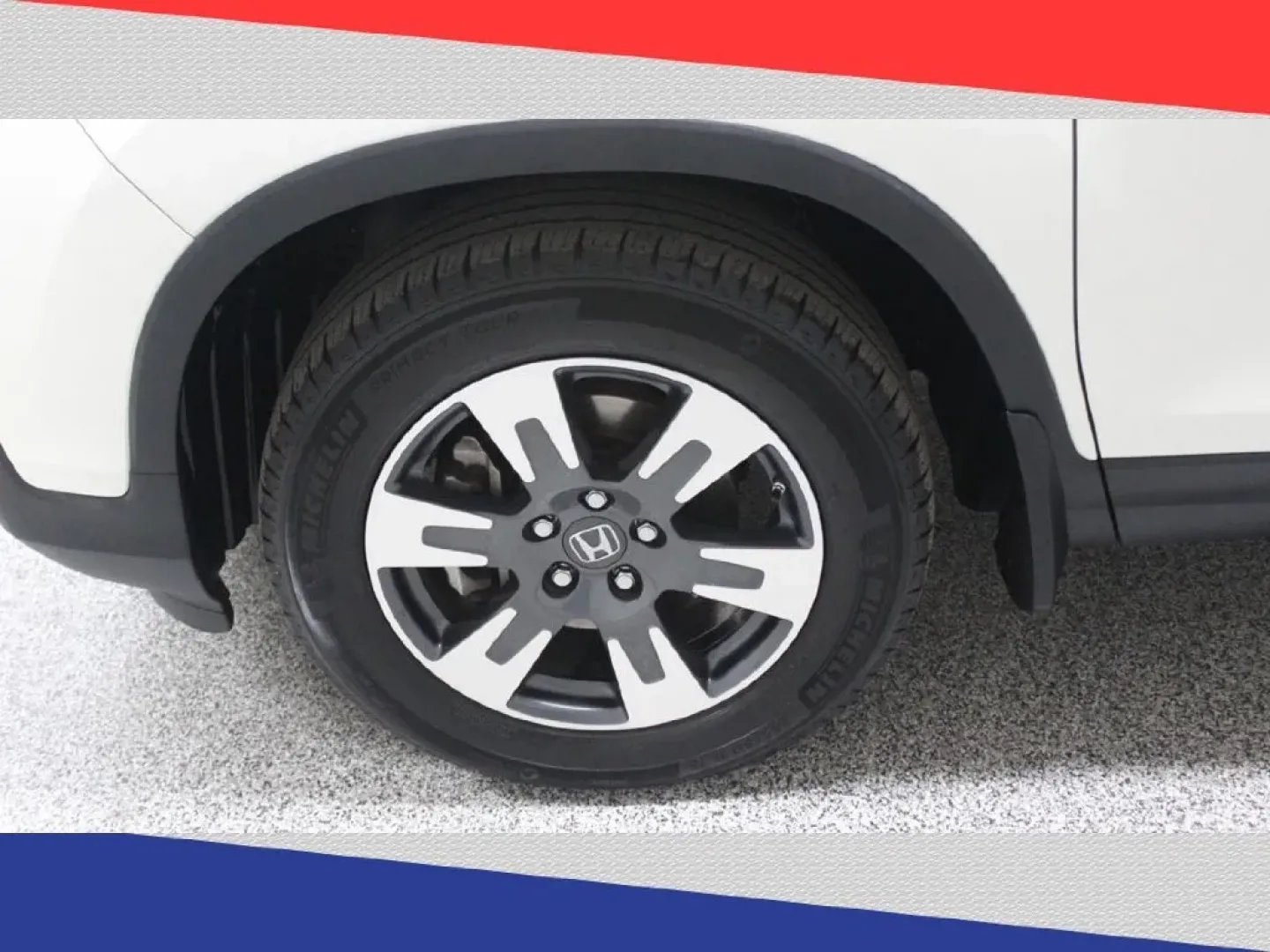 2017 Honda Ridgeline RTL-E AWD (5FPYK3F70HB) with an 3.5L V6 SOHC 24V engine, 6A transmission, located at 5170 N La Cholla Blvd, Tucson, AZ, 85705, (520) 989-0282, 32.228245, -111.011742 - **Unleash Your Adventures with the 2017 Honda Ridgeline!** <br /> <br /> Are you searching for the perfect vehicle to tackle your weekend projects and family adventures? Look no further than this stunning 2017 Honda Ridgeline, available now at Goliath Auto Sales in Tucson, AZ. This powerful yet comf - Photo#40