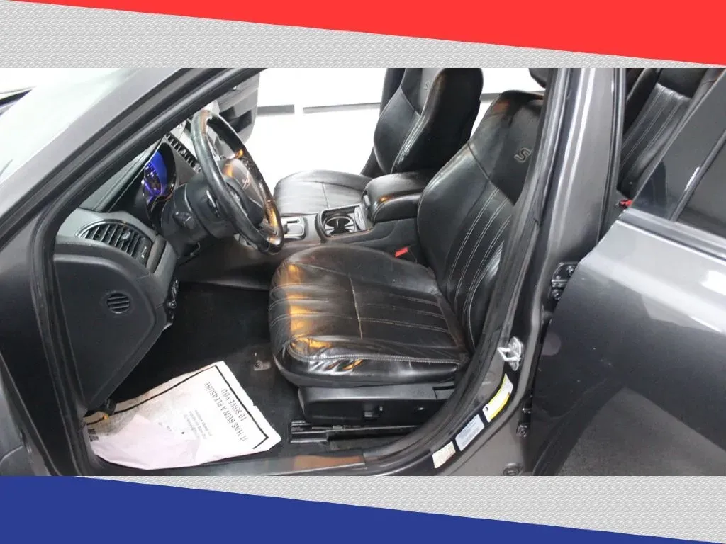 2016 Chrysler 300 S V6 RWD (2C3CCABG8GH) with an 3.6L V6 DOHC 24V engine, 8A transmission, located at 5170 N La Cholla Blvd, Tucson, AZ, 85705, (520) 989-0282, 32.228245, -111.011742 - **Unleash Your Drive with the 2016 Chrysler 300 Ideal for Stylish Commuters and Weekend Adventurers!**<br /> <br /> Are you ready to elevate your daily commute while making a bold statement on the roads? Look no further than this stunning 2016 Chrysler 300! With its sleek gray exterior and luxuriou - Photo#10