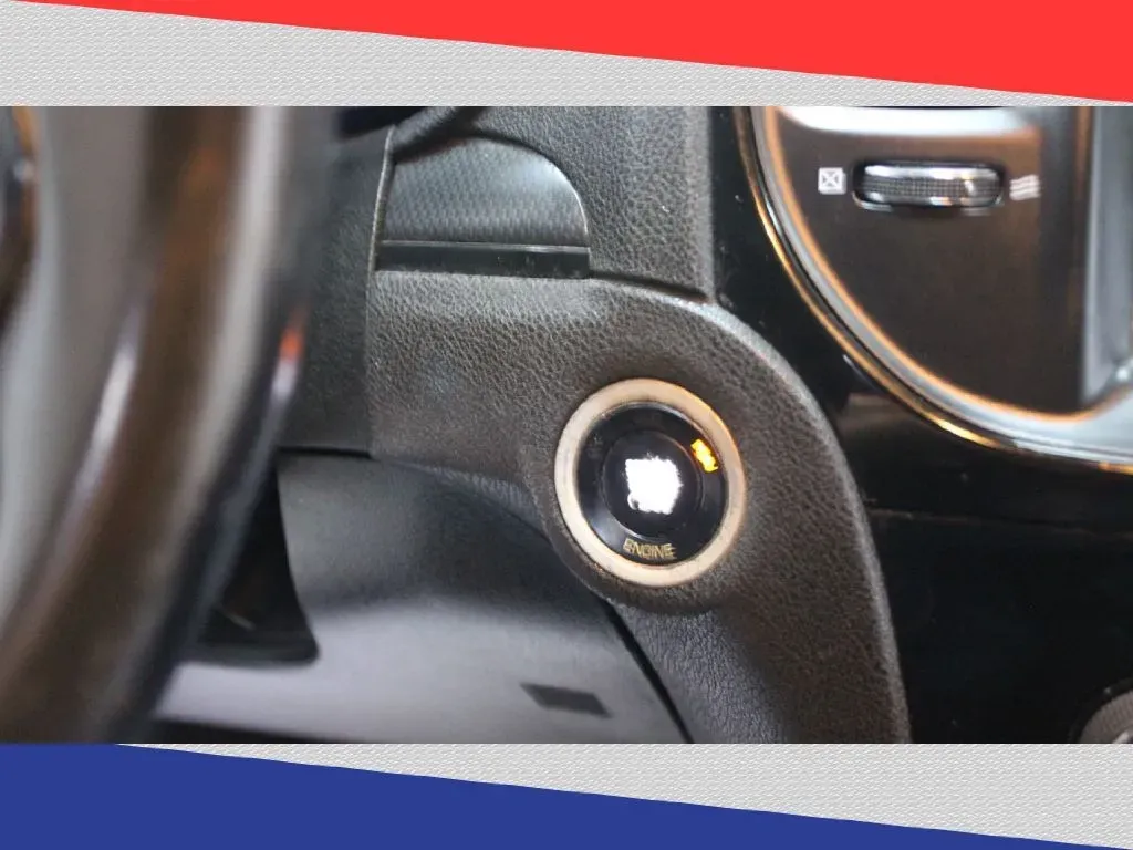 2016 Chrysler 300 S V6 RWD (2C3CCABG8GH) with an 3.6L V6 DOHC 24V engine, 8A transmission, located at 5170 N La Cholla Blvd, Tucson, AZ, 85705, (520) 989-0282, 32.228245, -111.011742 - **Unleash Your Drive with the 2016 Chrysler 300 Ideal for Stylish Commuters and Weekend Adventurers!**<br /> <br /> Are you ready to elevate your daily commute while making a bold statement on the roads? Look no further than this stunning 2016 Chrysler 300! With its sleek gray exterior and luxuriou - Photo#17