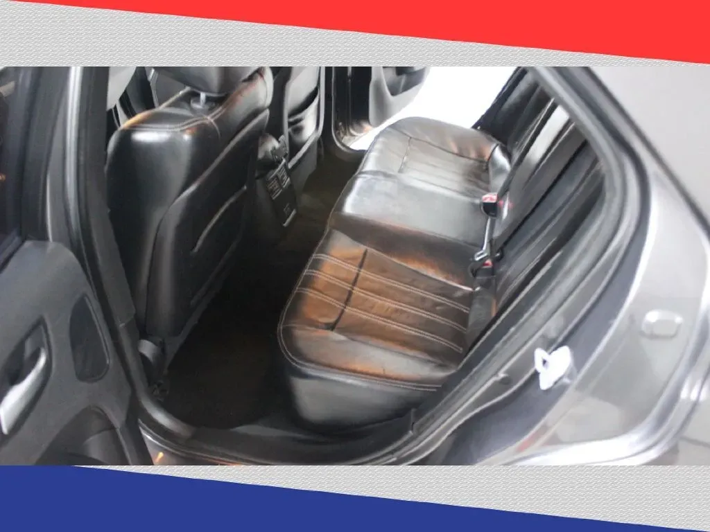 2016 Chrysler 300 S V6 RWD (2C3CCABG8GH) with an 3.6L V6 DOHC 24V engine, 8A transmission, located at 5170 N La Cholla Blvd, Tucson, AZ, 85705, (520) 989-0282, 32.228245, -111.011742 - **Unleash Your Drive with the 2016 Chrysler 300 Ideal for Stylish Commuters and Weekend Adventurers!**<br /> <br /> Are you ready to elevate your daily commute while making a bold statement on the roads? Look no further than this stunning 2016 Chrysler 300! With its sleek gray exterior and luxuriou - Photo#21