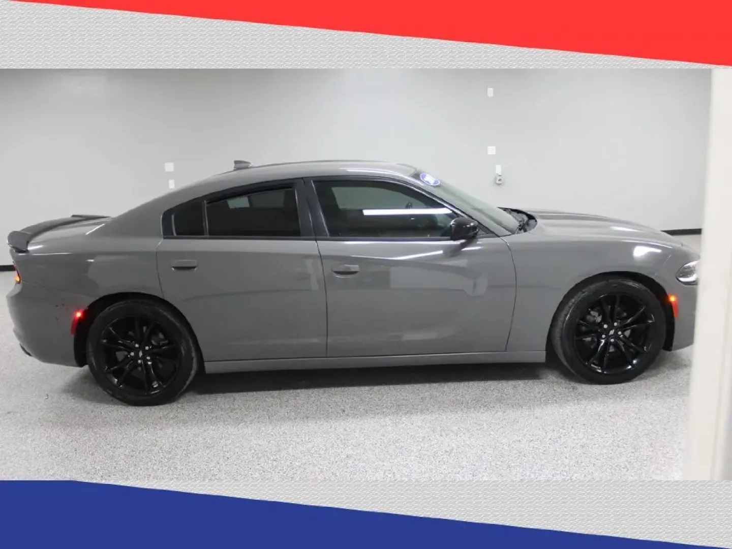 2017 Dodge Charger SXT (2C3CDXHG1HH) with an 3.6L V6 DOHC 24V engine, 8A transmission, located at 5170 N La Cholla Blvd, Tucson, AZ, 85705, (520) 989-0282, 32.228245, -111.011742 - **Unleash Your Drive with the 2017 Dodge Charger at Goliath Auto Sales!** <br /> <br /> Are you ready to elevate your daily commute or weekend adventures? The 2017 Dodge Charger, now available at Goliath Auto Sales, is perfect for anyone who values style, comfort, and performance. With its sleek des - Photo#1