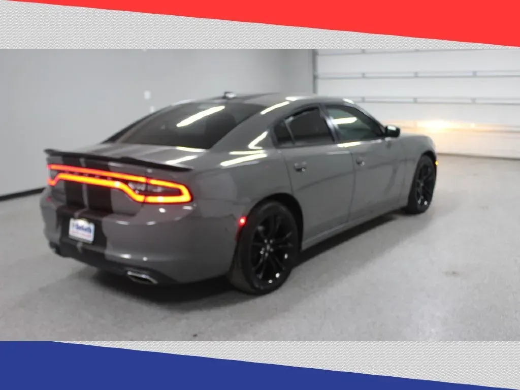 2017 Dodge Charger SXT (2C3CDXHG1HH) with an 3.6L V6 DOHC 24V engine, 8A transmission, located at 5170 N La Cholla Blvd, Tucson, AZ, 85705, (520) 989-0282, 32.228245, -111.011742 - **Unleash Your Drive with the 2017 Dodge Charger at Goliath Auto Sales!** <br /> <br /> Are you ready to elevate your daily commute or weekend adventures? The 2017 Dodge Charger, now available at Goliath Auto Sales, is perfect for anyone who values style, comfort, and performance. With its sleek des - Photo#2