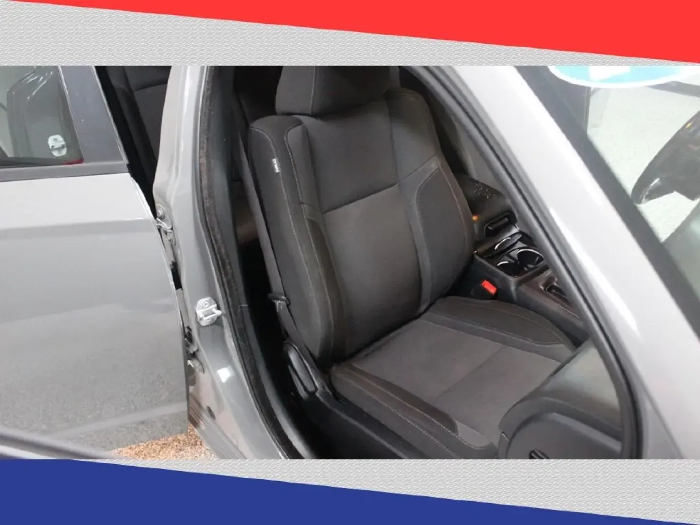 2017 Dodge Charger SXT (2C3CDXHG1HH) with an 3.6L V6 DOHC 24V engine, 8A transmission, located at 5170 N La Cholla Blvd, Tucson, AZ, 85705, (520) 989-0282, 32.228245, -111.011742 - **Unleash Your Drive with the 2017 Dodge Charger at Goliath Auto Sales!** <br /> <br /> Are you ready to elevate your daily commute or weekend adventures? The 2017 Dodge Charger, now available at Goliath Auto Sales, is perfect for anyone who values style, comfort, and performance. With its sleek des - Photo#29
