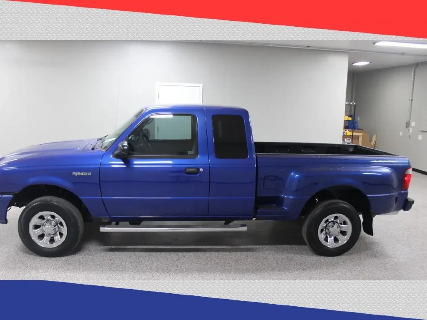 2004 Ford Ranger Edge Deluxe SuperCab 2WD (1FTYR44U74P) with an 3.0L V6 OHV 12V engine, 5-Speed Automatic Overdrive transmission, located at 5170 N La Cholla Blvd, Tucson, AZ, 85705, (520) 989-0282, 32.228245, -111.011742 - Are you ready to experience the freedom of the open road with a reliable pickup that can keep up with your adventurous lifestyle? Look no further than this **2004 Ford Ranger**, an extended cab pickup that's perfect for weekend getaways, family outings, or even those rugged job site demands. Its imp - Photo#5