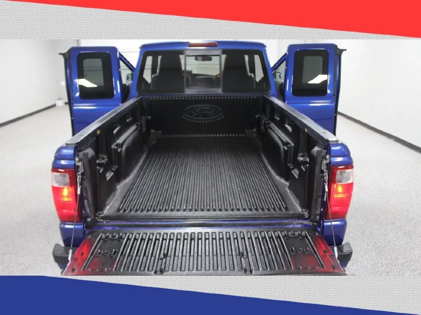 2004 Ford Ranger Edge Deluxe SuperCab 2WD (1FTYR44U74P) with an 3.0L V6 OHV 12V engine, 5-Speed Automatic Overdrive transmission, located at 5170 N La Cholla Blvd, Tucson, AZ, 85705, (520) 989-0282, 32.228245, -111.011742 - Are you ready to experience the freedom of the open road with a reliable pickup that can keep up with your adventurous lifestyle? Look no further than this **2004 Ford Ranger**, an extended cab pickup that's perfect for weekend getaways, family outings, or even those rugged job site demands. Its imp - Photo#22