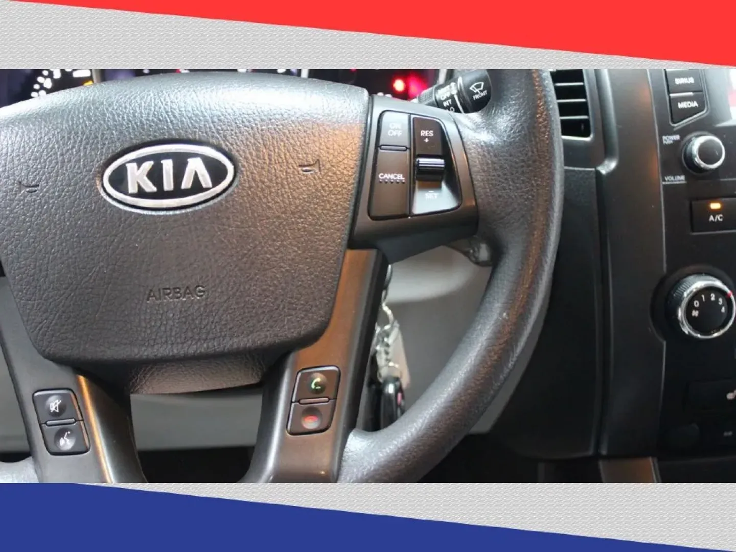 2013 Kia Sorento LX 4WD (5XYKTCA68DG) with an 2.4L L4 DOHC 16V engine, 6-Speed Automatic transmission, located at 5170 N La Cholla Blvd, Tucson, AZ, 85705, (520) 989-0282, 32.228245, -111.011742 - Are you ready to elevate your adventures around Tucson? Whether you're embarking on daily commutes or planning family road trips, this 2013 Kia Sorento at Goliath Auto Sales is the perfect blend of comfort, style, and capability. As a premier pre-owned dealership located at 5170 N La Cholla Blvd, Tu - Photo#16