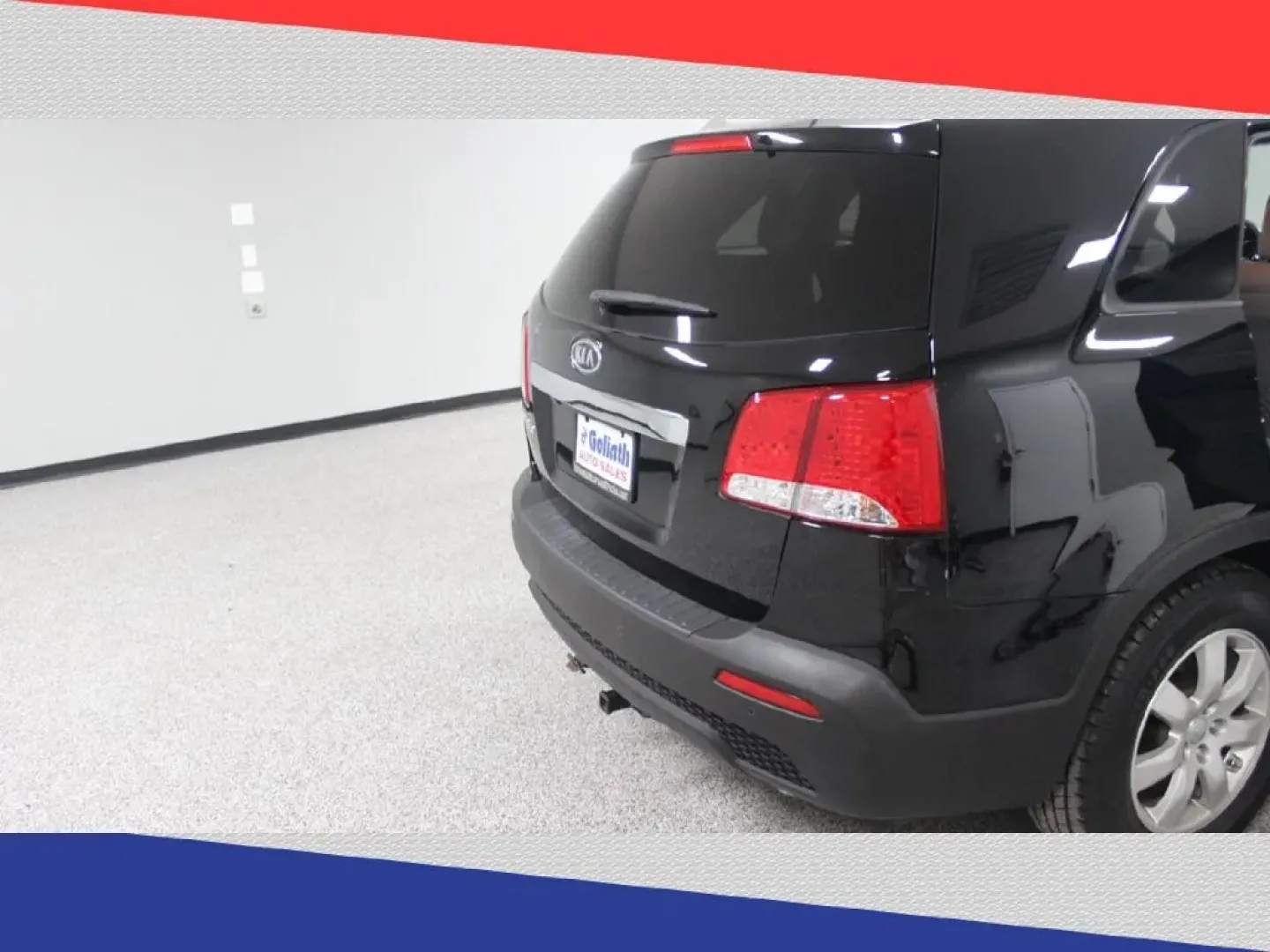 2013 Kia Sorento LX 4WD (5XYKTCA68DG) with an 2.4L L4 DOHC 16V engine, 6-Speed Automatic transmission, located at 5170 N La Cholla Blvd, Tucson, AZ, 85705, (520) 989-0282, 32.228245, -111.011742 - Are you ready to elevate your adventures around Tucson? Whether you're embarking on daily commutes or planning family road trips, this 2013 Kia Sorento at Goliath Auto Sales is the perfect blend of comfort, style, and capability. As a premier pre-owned dealership located at 5170 N La Cholla Blvd, Tu - Photo#24