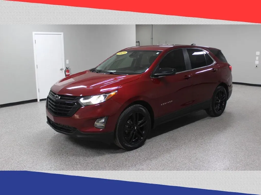 2021 Chevrolet Equinox LT 1.5 2WD (2GNAXKEV8M6) with an 1.5L L4 DIR DOHC 16V TURBO engine, 6A transmission, located at 5170 N La Cholla Blvd, Tucson, AZ, 85705, (520) 989-0282, 32.228245, -111.011742 - Are you ready to elevate your driving experience? Picture yourself behind the wheel of a 2021 Chevrolet Equinox, a sporty SUV that perfectly balances style, comfort, and efficiency. Whether you're navigating the bustling streets of Tucson or embarking on a weekend getaway to the stunning landscapes - Photo#6
