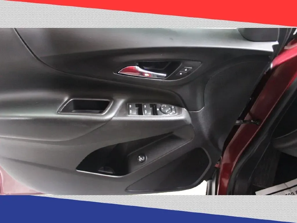 2021 Chevrolet Equinox LT 1.5 2WD (2GNAXKEV8M6) with an 1.5L L4 DIR DOHC 16V TURBO engine, 6A transmission, located at 5170 N La Cholla Blvd, Tucson, AZ, 85705, (520) 989-0282, 32.228245, -111.011742 - Are you ready to elevate your driving experience? Picture yourself behind the wheel of a 2021 Chevrolet Equinox, a sporty SUV that perfectly balances style, comfort, and efficiency. Whether you're navigating the bustling streets of Tucson or embarking on a weekend getaway to the stunning landscapes - Photo#13