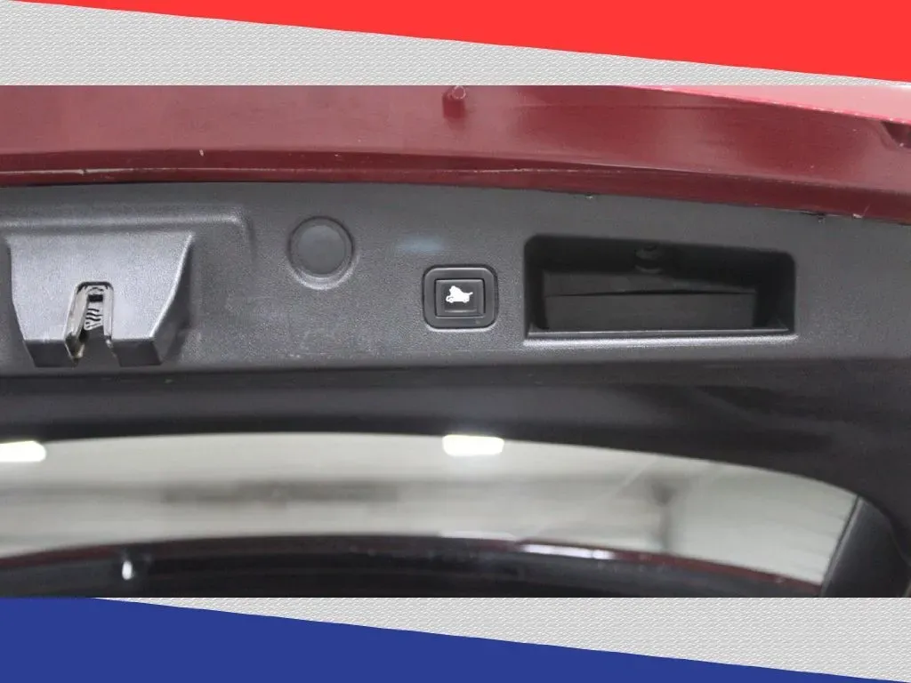 2021 Chevrolet Equinox LT 1.5 2WD (2GNAXKEV8M6) with an 1.5L L4 DIR DOHC 16V TURBO engine, 6A transmission, located at 5170 N La Cholla Blvd, Tucson, AZ, 85705, (520) 989-0282, 32.228245, -111.011742 - Are you ready to elevate your driving experience? Picture yourself behind the wheel of a 2021 Chevrolet Equinox, a sporty SUV that perfectly balances style, comfort, and efficiency. Whether you're navigating the bustling streets of Tucson or embarking on a weekend getaway to the stunning landscapes - Photo#25