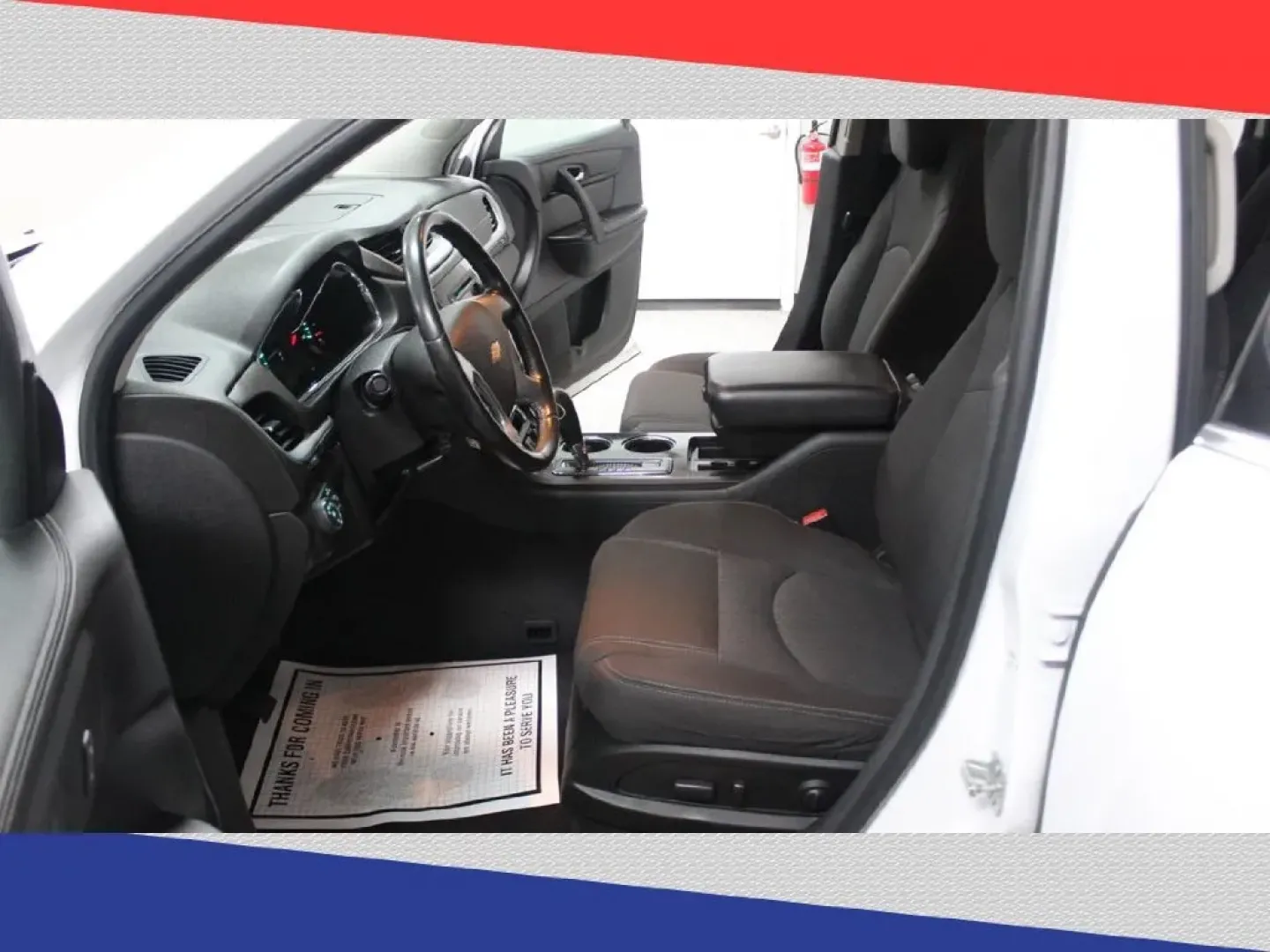 2017 Chevrolet Traverse 1LT FWD (1GNKRGKD3HJ) with an 3.6L V6 DOHC 24V engine, 6A transmission, located at 5170 N La Cholla Blvd, Tucson, AZ, 85705, (520) 989-0282, 32.228245, -111.011742 - Are you ready to elevate your family adventures or weekend getaways? The 2017 Chevrolet Traverse is the perfect companion for those who crave both space and comfort, making it an excellent choice for growing families or anyone who enjoys road trips. With room for up to eight passengers and a spaciou - Photo#10