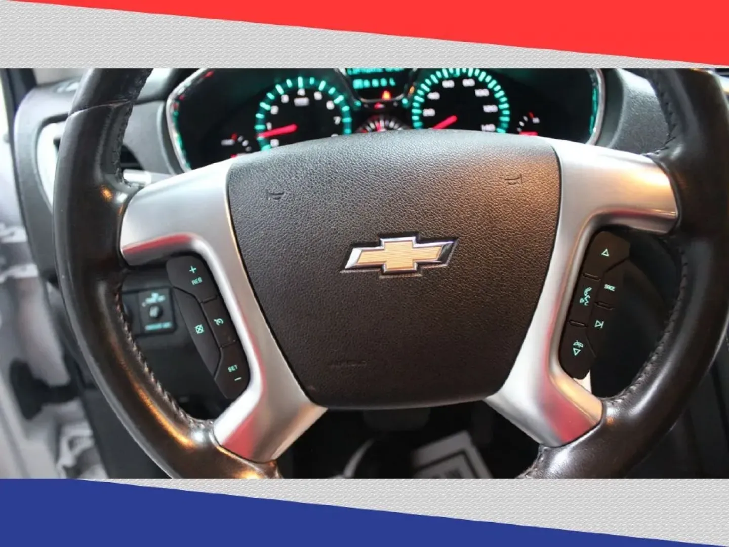 2017 Chevrolet Traverse 1LT FWD (1GNKRGKD3HJ) with an 3.6L V6 DOHC 24V engine, 6A transmission, located at 5170 N La Cholla Blvd, Tucson, AZ, 85705, (520) 989-0282, 32.228245, -111.011742 - Are you ready to elevate your family adventures or weekend getaways? The 2017 Chevrolet Traverse is the perfect companion for those who crave both space and comfort, making it an excellent choice for growing families or anyone who enjoys road trips. With room for up to eight passengers and a spaciou - Photo#15
