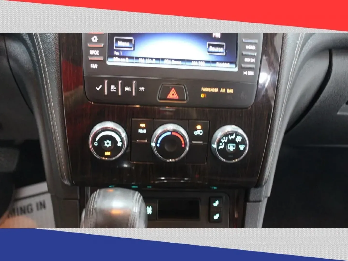 2017 Chevrolet Traverse 1LT FWD (1GNKRGKD3HJ) with an 3.6L V6 DOHC 24V engine, 6A transmission, located at 5170 N La Cholla Blvd, Tucson, AZ, 85705, (520) 989-0282, 32.228245, -111.011742 - Are you ready to elevate your family adventures or weekend getaways? The 2017 Chevrolet Traverse is the perfect companion for those who crave both space and comfort, making it an excellent choice for growing families or anyone who enjoys road trips. With room for up to eight passengers and a spaciou - Photo#19