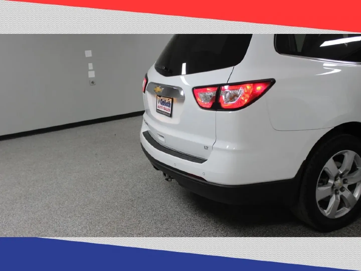 2017 Chevrolet Traverse 1LT FWD (1GNKRGKD3HJ) with an 3.6L V6 DOHC 24V engine, 6A transmission, located at 5170 N La Cholla Blvd, Tucson, AZ, 85705, (520) 989-0282, 32.228245, -111.011742 - Are you ready to elevate your family adventures or weekend getaways? The 2017 Chevrolet Traverse is the perfect companion for those who crave both space and comfort, making it an excellent choice for growing families or anyone who enjoys road trips. With room for up to eight passengers and a spaciou - Photo#27