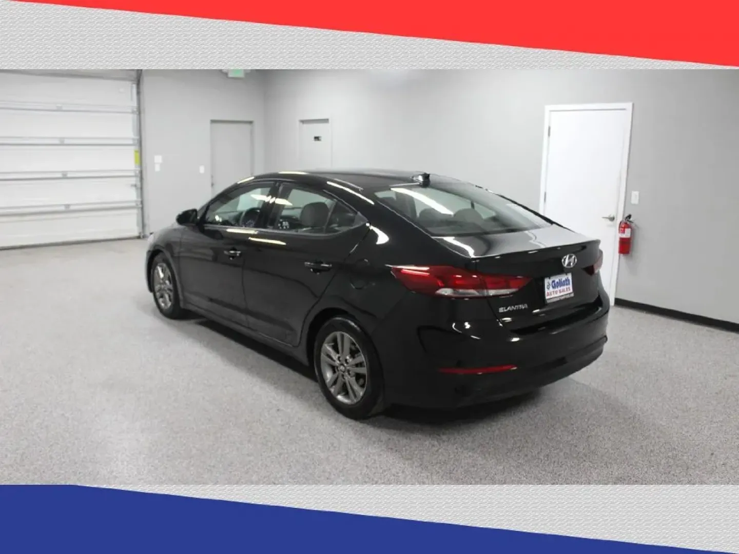 2018 Hyundai Elantra Limited (5NPD84LF3JH) with an 1.8L L4 DOHC 16V engine, 6A transmission, located at 5170 N La Cholla Blvd, Tucson, AZ, 85705, (520) 989-0282, 32.228245, -111.011742 - Are you ready to elevate your daily commute or weekend adventures? Look no further than Goliath Auto Sales in Tucson, AZ, where we proudly offer quality used vehicles that cater to every lifestyle. Nestled conveniently at 5170 N La Cholla Blvd, Tucson, AZ 85705, our pre-owned dealership is your go-t - Photo#4