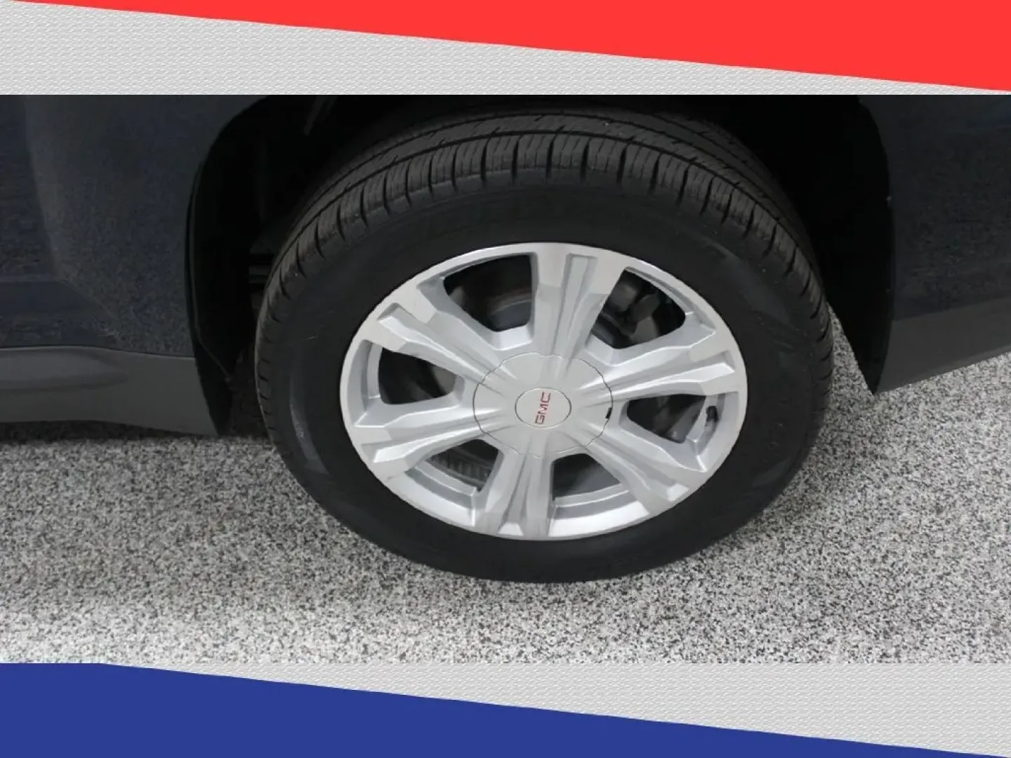 2017 GMC Terrain SLT AWD (2GKFLUEK8H6) with an 2.4L L4 DOHC 16V engine, 6A transmission, located at 5170 N La Cholla Blvd, Tucson, AZ, 85705, (520) 989-0282, 32.228245, -111.011742 - Experience the freedom of adventure with the 2017 GMC Terrain, the ultimate SUV for those who crave both comfort and capability. Whether you're a family looking for a reliable vehicle for school runs and weekend getaways or a commuter ready to tackle city traffic with ease, this pre-owned SUV is tai - Photo#32