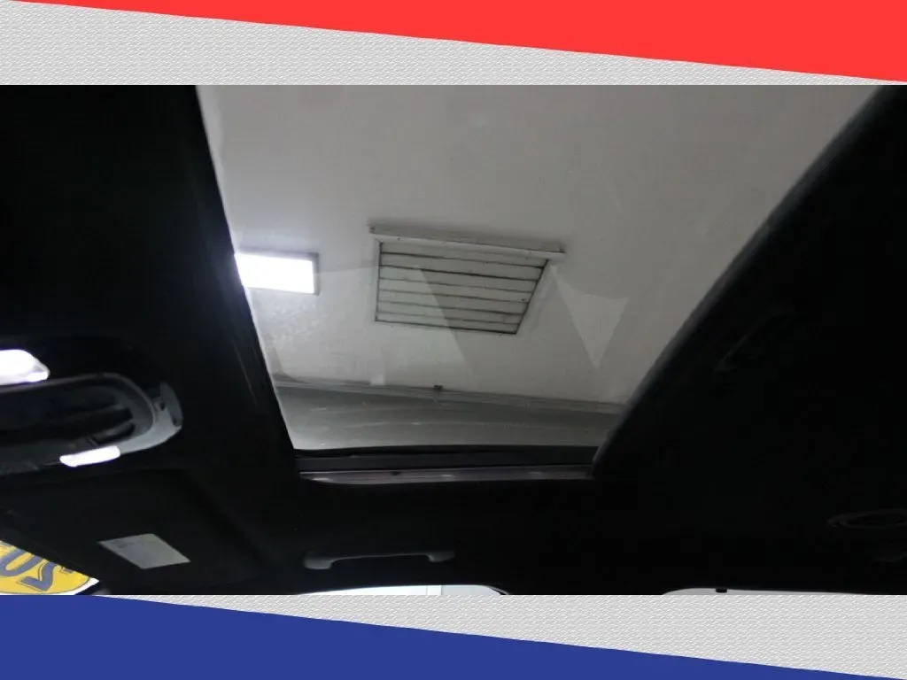 2021 Hyundai Palisade Calligraphy (KM8R74HE6MU) with an 3.8L V6 DOHC 24V engine, 8A transmission, located at 5170 N La Cholla Blvd, Tucson, AZ, 85705, (520) 989-0282, 32.228245, -111.011742 - **Adventure Awaits with the 2021 Hyundai Palisade Perfect for Family Outings or Weekend Getaways!**<br /> <br /> Are you searching for a spacious and reliable SUV that can handle all your family adventures? Look no further than this stunning 2021 Hyundai Palisade, now available at Goliath Auto Sale - Photo#24