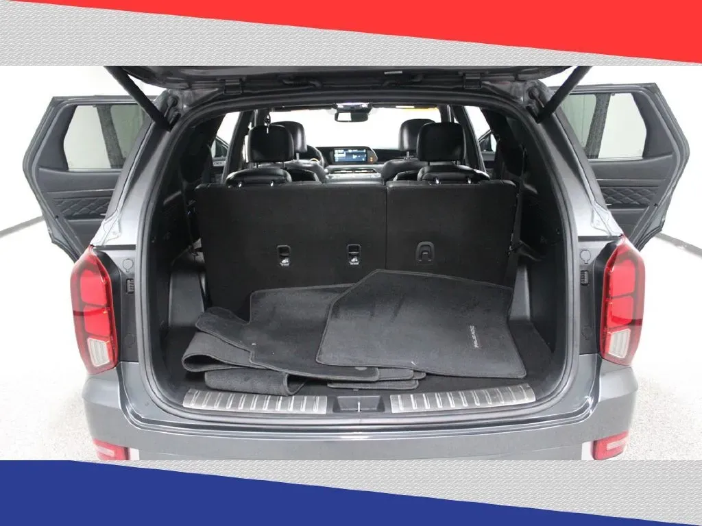 2021 Hyundai Palisade Calligraphy (KM8R74HE6MU) with an 3.8L V6 DOHC 24V engine, 8A transmission, located at 5170 N La Cholla Blvd, Tucson, AZ, 85705, (520) 989-0282, 32.228245, -111.011742 - **Adventure Awaits with the 2021 Hyundai Palisade Perfect for Family Outings or Weekend Getaways!**<br /> <br /> Are you searching for a spacious and reliable SUV that can handle all your family adventures? Look no further than this stunning 2021 Hyundai Palisade, now available at Goliath Auto Sale - Photo#30