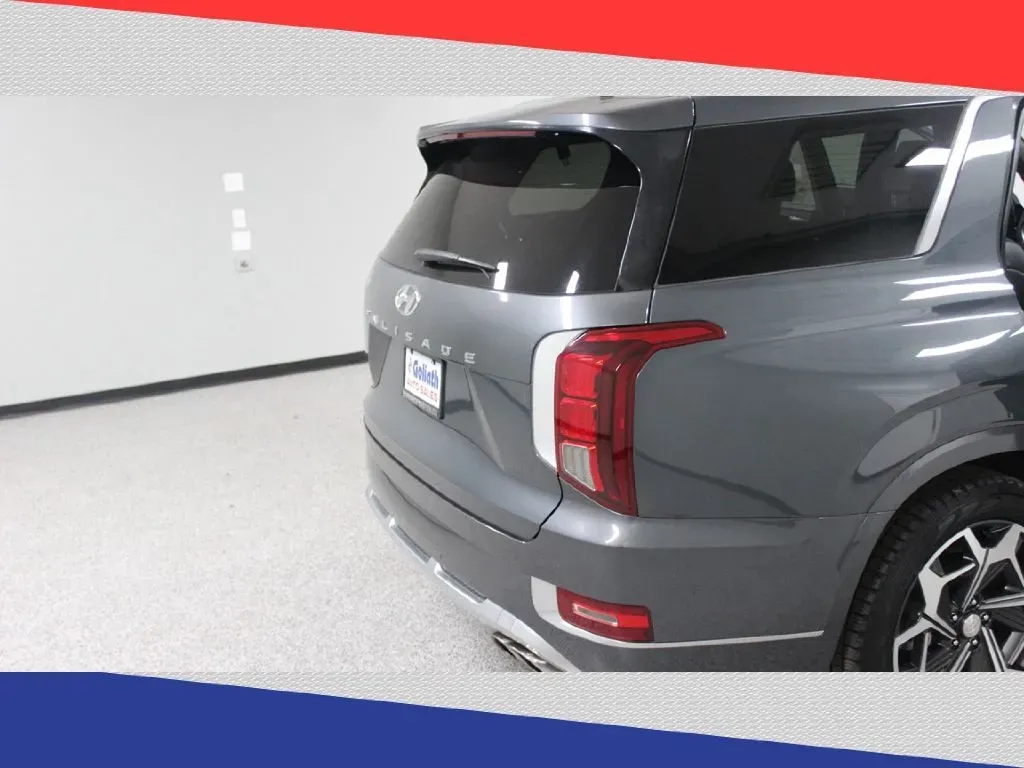 2021 Hyundai Palisade Calligraphy (KM8R74HE6MU) with an 3.8L V6 DOHC 24V engine, 8A transmission, located at 5170 N La Cholla Blvd, Tucson, AZ, 85705, (520) 989-0282, 32.228245, -111.011742 - **Adventure Awaits with the 2021 Hyundai Palisade Perfect for Family Outings or Weekend Getaways!**<br /> <br /> Are you searching for a spacious and reliable SUV that can handle all your family adventures? Look no further than this stunning 2021 Hyundai Palisade, now available at Goliath Auto Sale - Photo#35