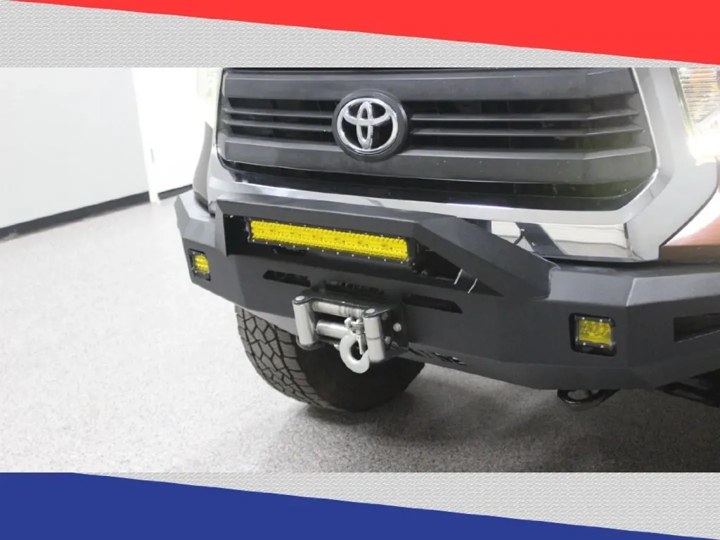 2014 Toyota Tundra Platinum CrewMax 5.7L FFV 4WD (5TFAW5F16EX) with an 5.7L V8 DOHC 32V engine, 6-Speed Automatic transmission, located at 5170 N La Cholla Blvd, Tucson, AZ, 85705, (520) 989-0282, 32.228245, -111.011742 - **Unleash Your Adventurous Spirit with the 2014 Toyota Tundra!**<br /> <br /> Are you looking for a reliable vehicle that can handle everything life throws your way? Whether you're a weekend warrior seeking outdoor escapades, a busy professional needing a dependable ride for long commutes, or a grow - Photo#49