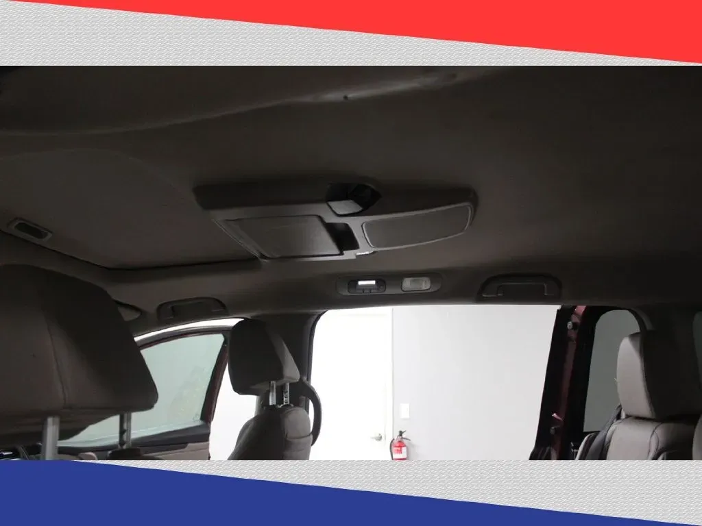 2018 Honda Odyssey EXR (5FNRL6H76JB) with an 3.5L V6 SOHC 24V engine, 6A transmission, located at 5170 N La Cholla Blvd, Tucson, AZ, 85705, (520) 989-0282, 32.228245, -111.011742 - **Discover the Ideal Family Adventure with the 2018 Honda Odyssey at Goliath Auto Sales!**<br /> <br /> Are you looking for a reliable and spacious vehicle that can comfortably accommodate your growing family while providing the ultimate convenience for your everyday adventures? Look no further than - Photo#25