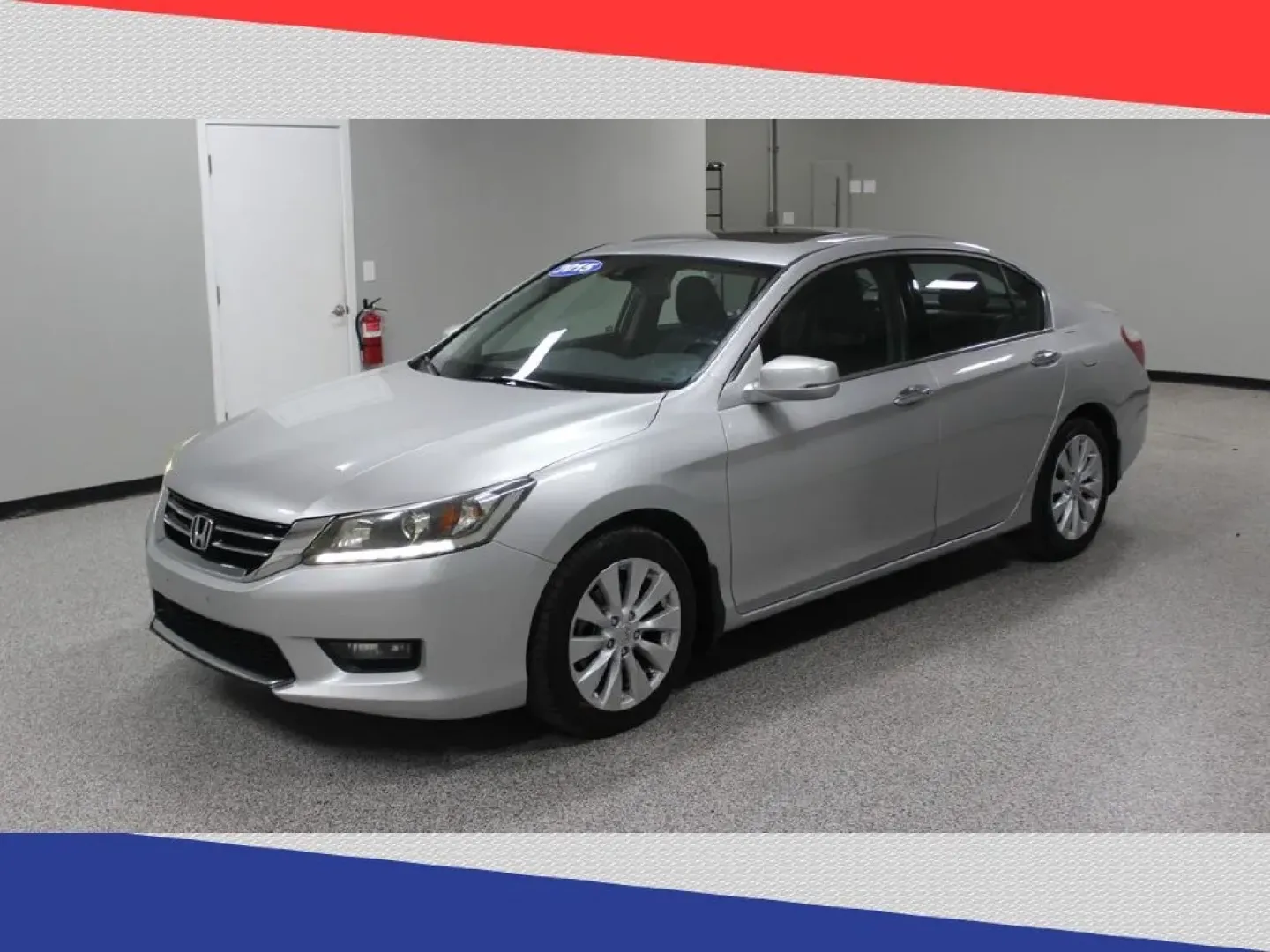 2015 Honda Accord EX-L V6 Sedan AT (1HGCR3F82FA) with an 3.5L V6 SOHC 24V engine, 6-Speed Automatic transmission, located at 5170 N La Cholla Blvd, Tucson, AZ, 85705, (520) 989-0282, 32.228245, -111.011742 - **Discover the Perfect Blend of Comfort and Reliability: 2015 Honda Accord at Goliath Auto Sales!**<br /> <br /> Are you in search of an affordable used car that seamlessly fits into your busy lifestyle? Look no further than this 2015 Honda Accord sedan, available now at Goliath Auto Sales in Tucson - Photo#6