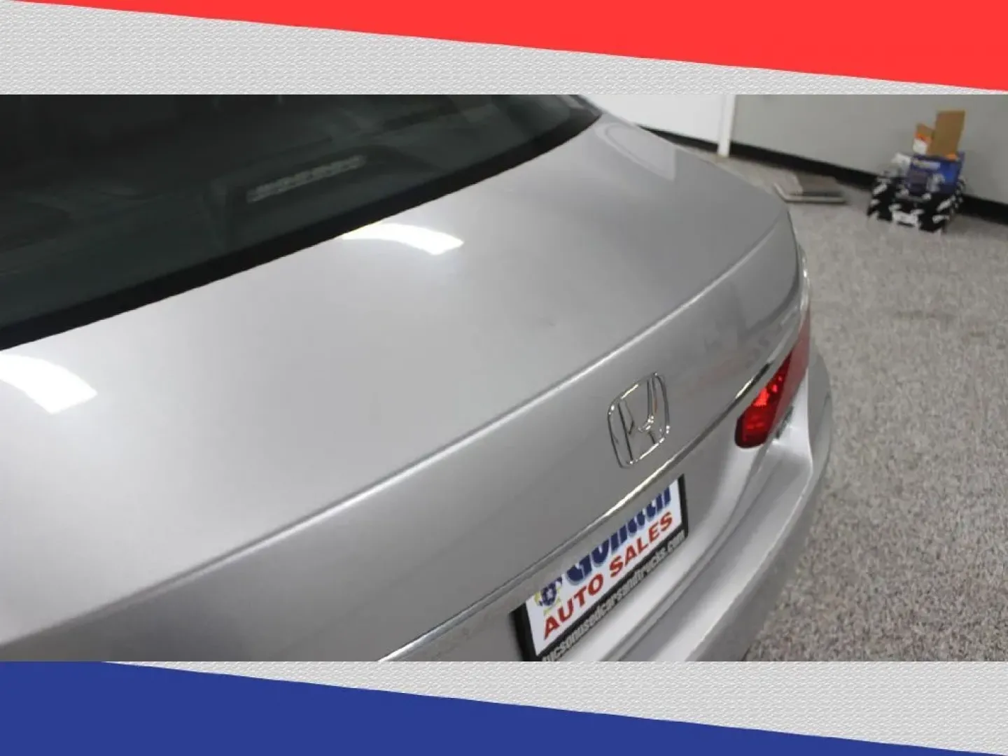 2015 Honda Accord EX-L V6 Sedan AT (1HGCR3F82FA) with an 3.5L V6 SOHC 24V engine, 6-Speed Automatic transmission, located at 5170 N La Cholla Blvd, Tucson, AZ, 85705, (520) 989-0282, 32.228245, -111.011742 - **Discover the Perfect Blend of Comfort and Reliability: 2015 Honda Accord at Goliath Auto Sales!**<br /> <br /> Are you in search of an affordable used car that seamlessly fits into your busy lifestyle? Look no further than this 2015 Honda Accord sedan, available now at Goliath Auto Sales in Tucson - Photo#35