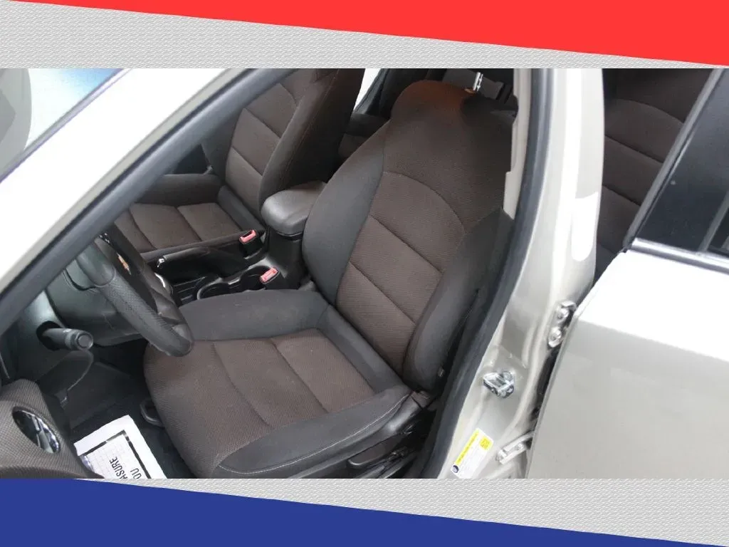 2016 Chevrolet Cruze 2LT Auto (1G1PE5SB8G7) with an 1.4L L4 DOHC 16V TURBO engine, 6-Speed Automatic transmission, located at 5170 N La Cholla Blvd, Tucson, AZ, 85705, (520) 989-0282, 32.228245, -111.011742 - Are you looking for the perfect blend of style, efficiency, and affordability for your daily commute or weekend adventures? Look no further than this vibrant 2016 Chevrolet Cruze sedan available at Goliath Auto Sales in Tucson, AZ. With its sleek design and impressive fuel economy, this pre-owned ge - Photo#11