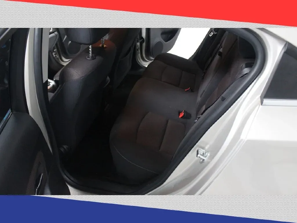 2016 Chevrolet Cruze 2LT Auto (1G1PE5SB8G7) with an 1.4L L4 DOHC 16V TURBO engine, 6-Speed Automatic transmission, located at 5170 N La Cholla Blvd, Tucson, AZ, 85705, (520) 989-0282, 32.228245, -111.011742 - Are you looking for the perfect blend of style, efficiency, and affordability for your daily commute or weekend adventures? Look no further than this vibrant 2016 Chevrolet Cruze sedan available at Goliath Auto Sales in Tucson, AZ. With its sleek design and impressive fuel economy, this pre-owned ge - Photo#21