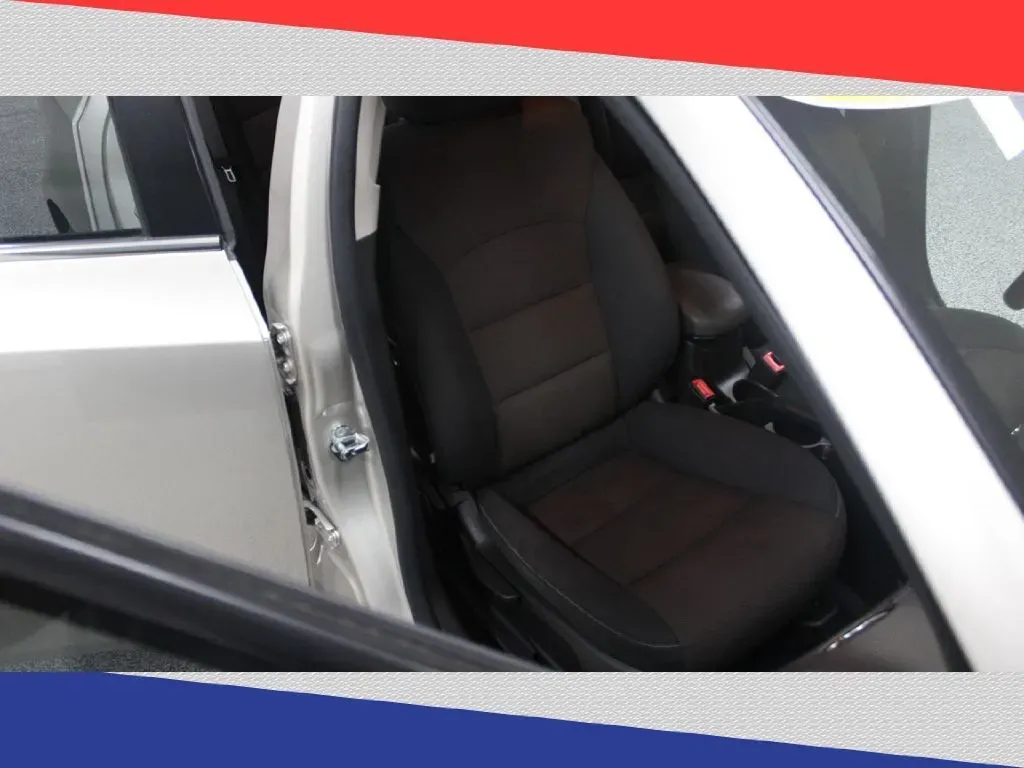 2016 Chevrolet Cruze 2LT Auto (1G1PE5SB8G7) with an 1.4L L4 DOHC 16V TURBO engine, 6-Speed Automatic transmission, located at 5170 N La Cholla Blvd, Tucson, AZ, 85705, (520) 989-0282, 32.228245, -111.011742 - Are you looking for the perfect blend of style, efficiency, and affordability for your daily commute or weekend adventures? Look no further than this vibrant 2016 Chevrolet Cruze sedan available at Goliath Auto Sales in Tucson, AZ. With its sleek design and impressive fuel economy, this pre-owned ge - Photo#25