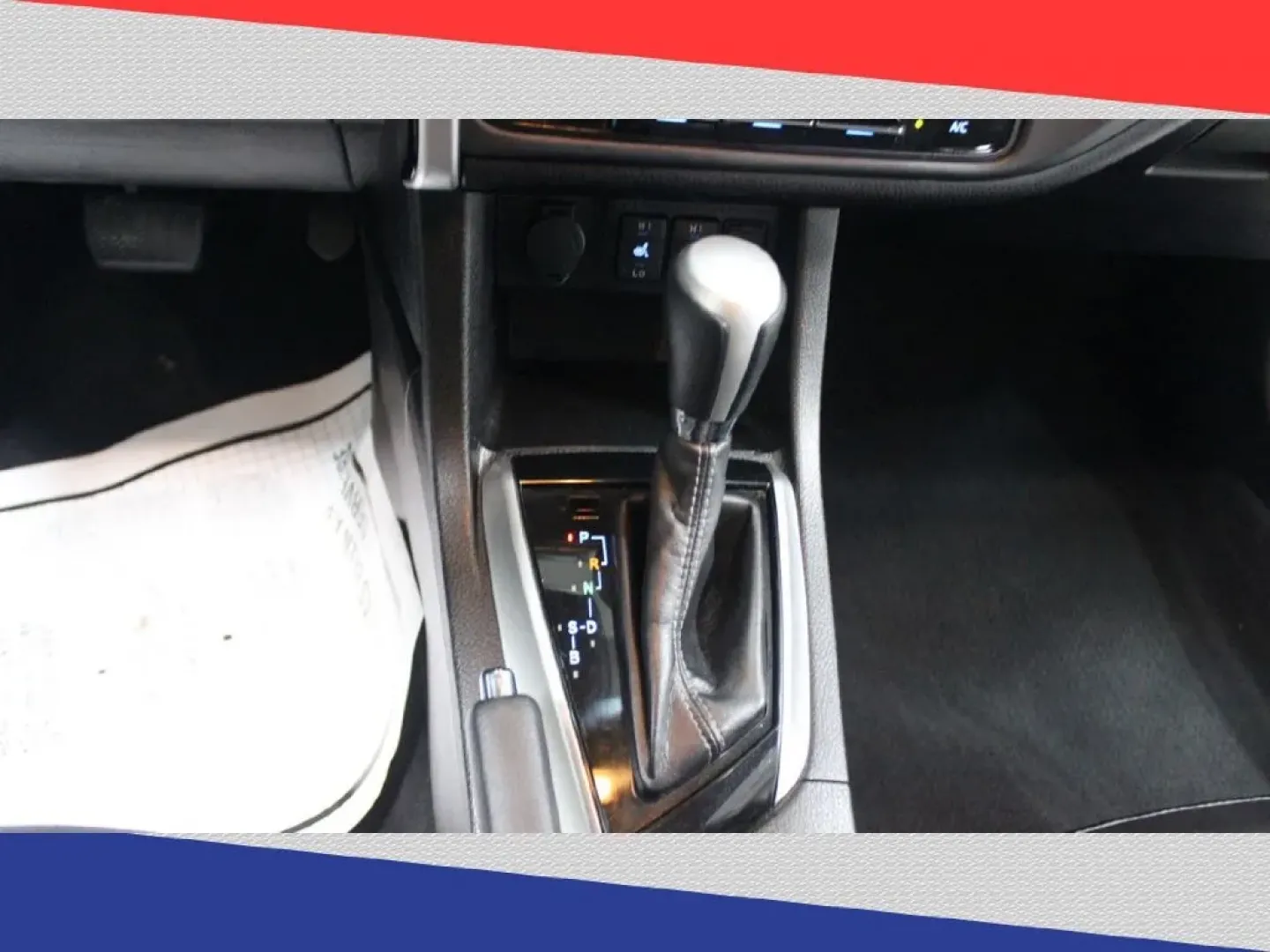 2018 Toyota Corolla SE 6M (5YFBURHE8JP) with an 1.8L L4 DOHC 16V engine, 6M transmission, located at 5170 N La Cholla Blvd, Tucson, AZ, 85705, (520) 989-0282, 32.228245, -111.011742 - Discover the perfect blend of reliability and style with the 2018 Toyota Corolla, an ideal choice for those seeking an affordable, efficient sedan that fits seamlessly into various lifestyles. Whether you're commuting to work in Tucson or planning weekend adventures through the stunning Sonoran Dese - Photo#21
