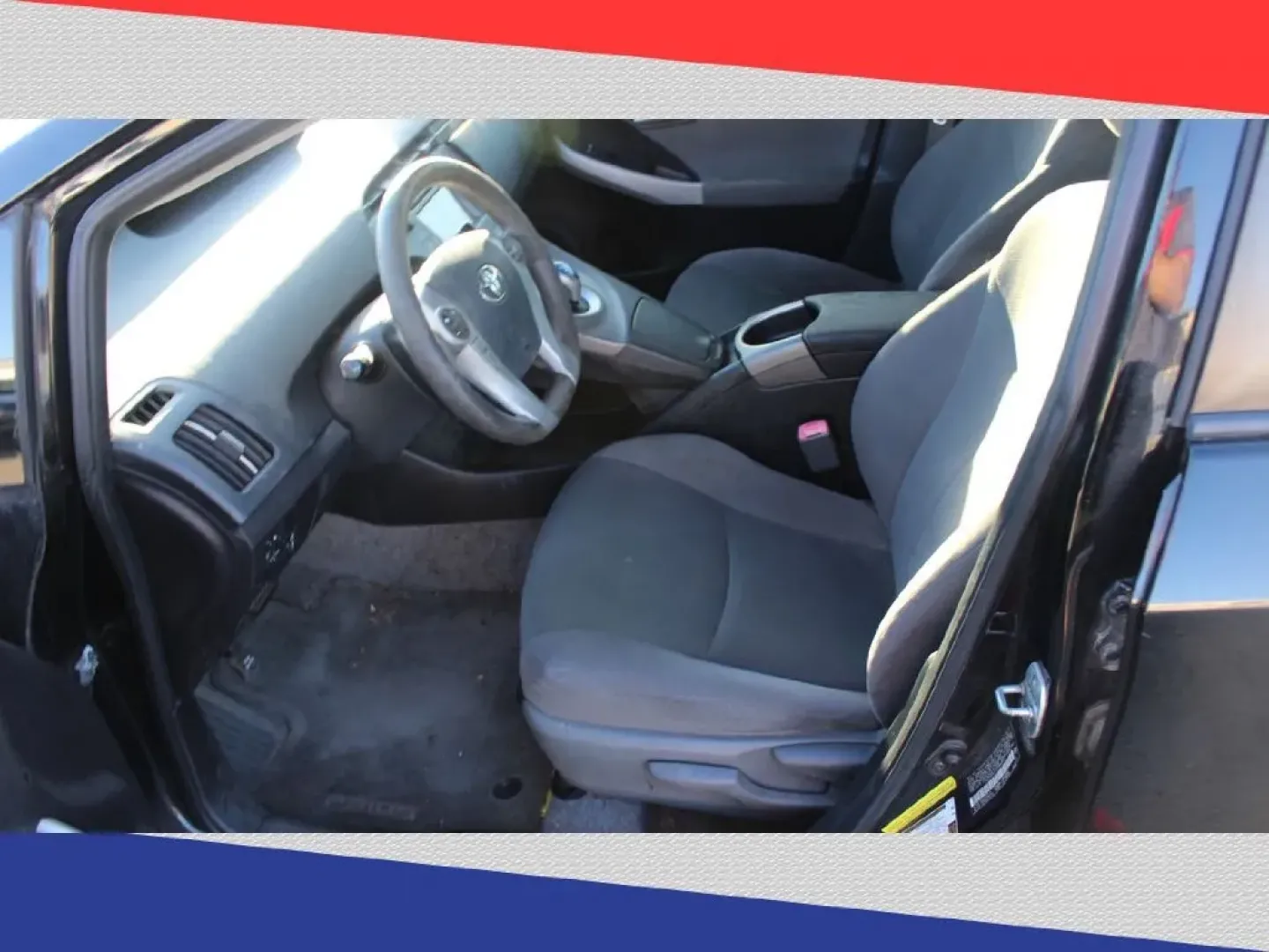 2012 Toyota Prius Prius II (JTDKN3DU1C5) with an 1.8L L4 DOHC 16V HYBRID engine, Continuously Variable Transmission transmission, located at 5170 N La Cholla Blvd, Tucson, AZ, 85705, (520) 989-0282, 32.228245, -111.011742 - **Explore the Open Road with Confidence: 2012 Toyota Prius Hatchback at Goliath Auto Sales!**<br /> <br /> Are you ready to elevate your daily commute, road trips, or family outings? The 2012 Toyota Prius is the perfect vehicle for those looking to embrace a lifestyle that values efficiency, comfort - Photo#11