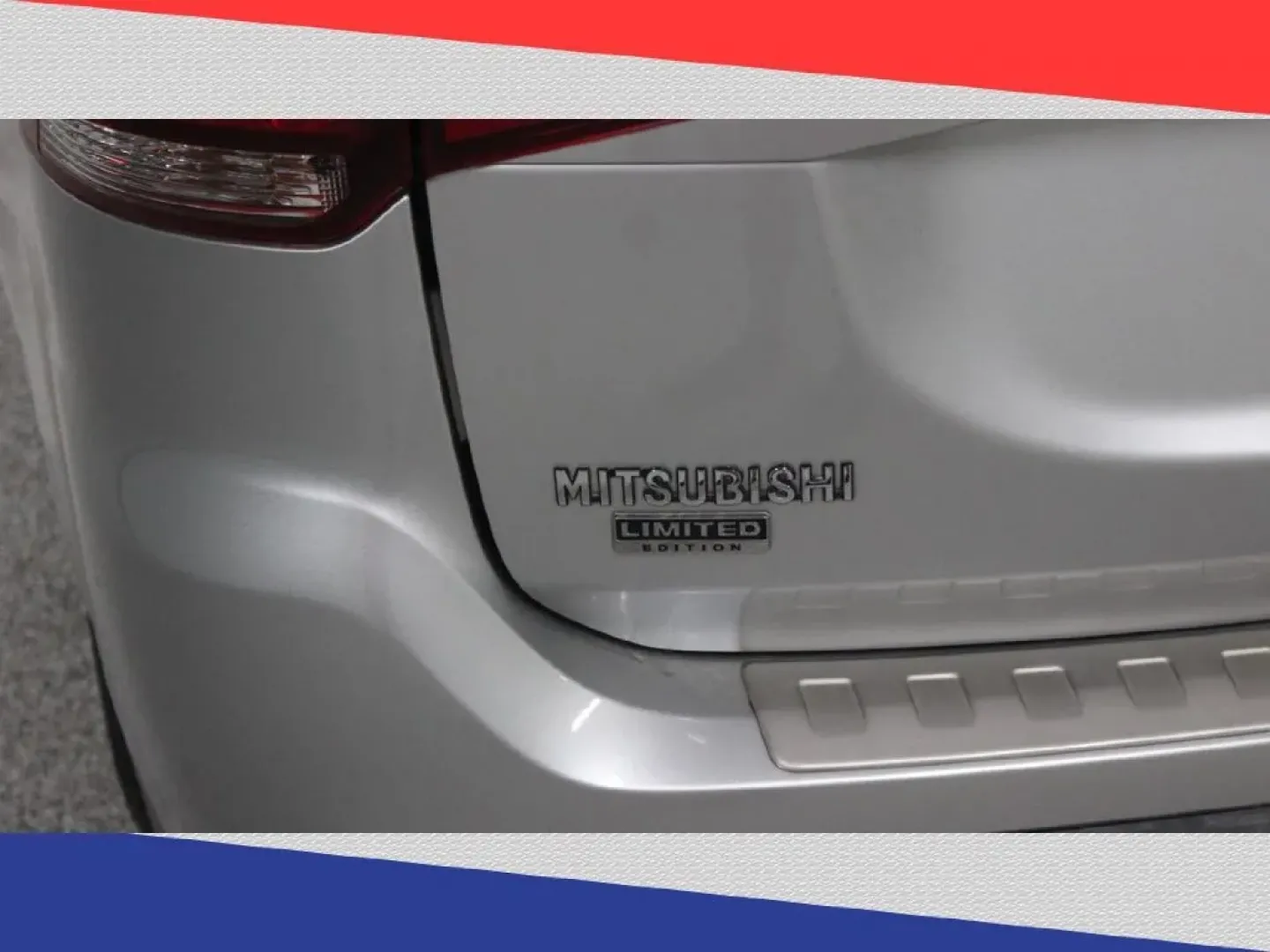 2018 Mitsubishi Outlander SEL AWD (JA4AZ3A38JZ) with an 2.4L L4 DOHC 16V engine, CVT transmission, located at 5170 N La Cholla Blvd, Tucson, AZ, 85705, (520) 989-0282, 32.228245, -111.011742 - Experience the ultimate blend of comfort, versatility, and style with this stunning 2018 Mitsubishi Outlander, now available at Goliath Auto Sales in Tucson, AZ. Whether you're a growing family in need of a spacious ride, a daily commuter looking for efficiency, or an adventurer ready for weekend ge - Photo#32