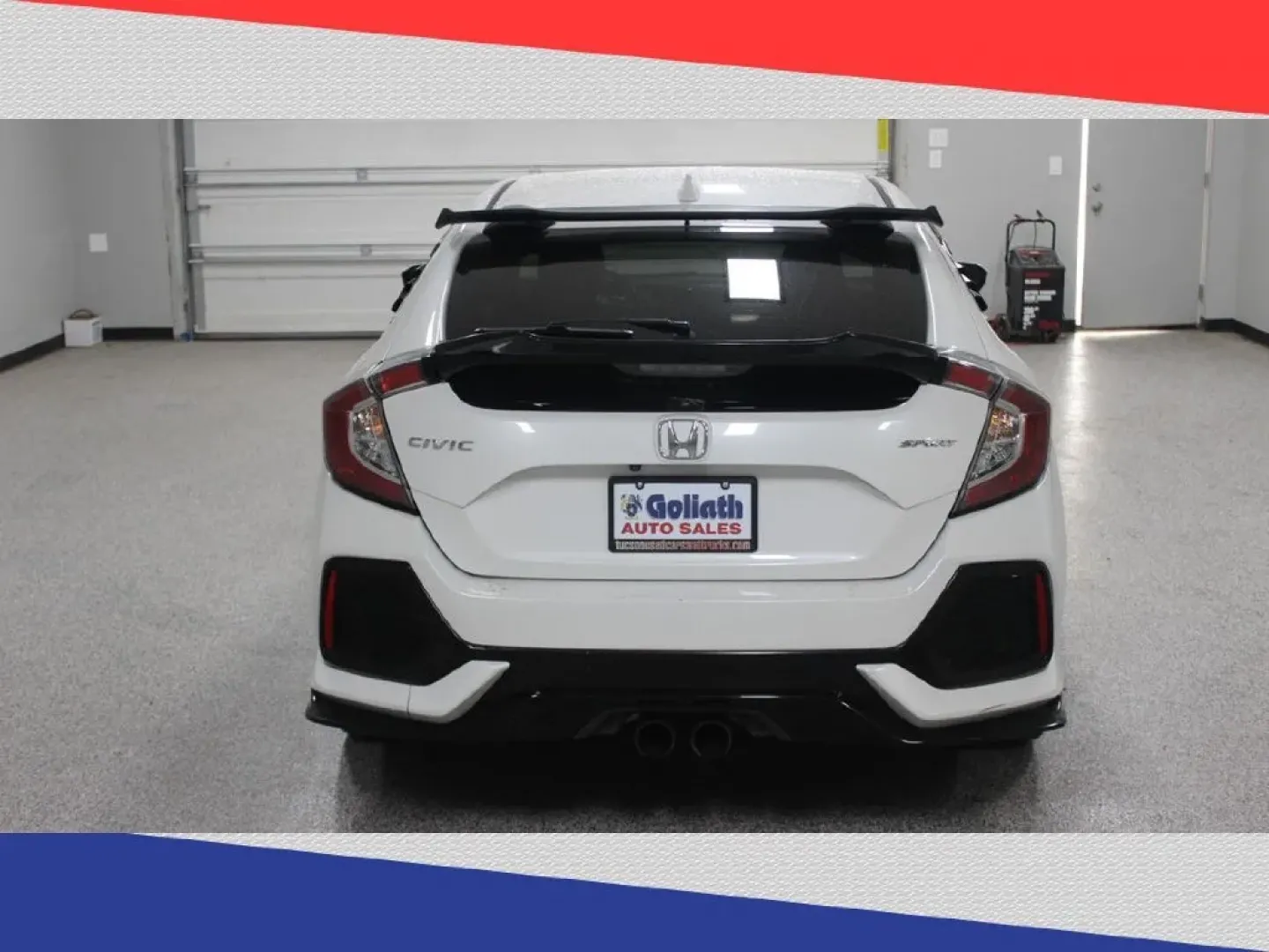 2017 Honda Civic Sport CVT (SHHFK7H48HU) with an 2.0L L4 DOHC 16V TURBO engine, CVT transmission, located at 5170 N La Cholla Blvd, Tucson, AZ, 85705, (520) 989-0282, 32.228245, -111.011742 - **Discover Your Perfect Daily Companion: 2017 Honda Civic Hatchback at Goliath Auto Sales**<br /> <br /> Are you searching for an affordable used car that blends style, efficiency, and versatility? Look no further than this **2017 Honda Civic Hatchback**, now available at **Goliath Auto Sales** in * - Photo#3