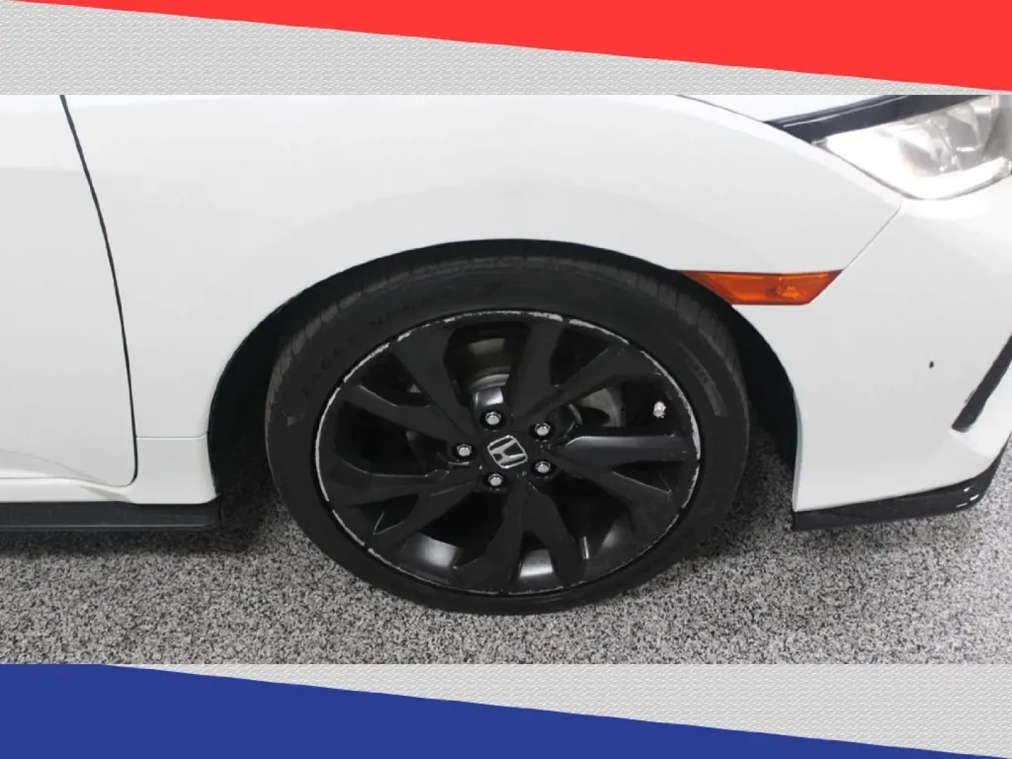 2017 Honda Civic Sport CVT (SHHFK7H48HU) with an 2.0L L4 DOHC 16V TURBO engine, CVT transmission, located at 5170 N La Cholla Blvd, Tucson, AZ, 85705, (520) 989-0282, 32.228245, -111.011742 - **Discover Your Perfect Daily Companion: 2017 Honda Civic Hatchback at Goliath Auto Sales**<br /> <br /> Are you searching for an affordable used car that blends style, efficiency, and versatility? Look no further than this **2017 Honda Civic Hatchback**, now available at **Goliath Auto Sales** in * - Photo#33