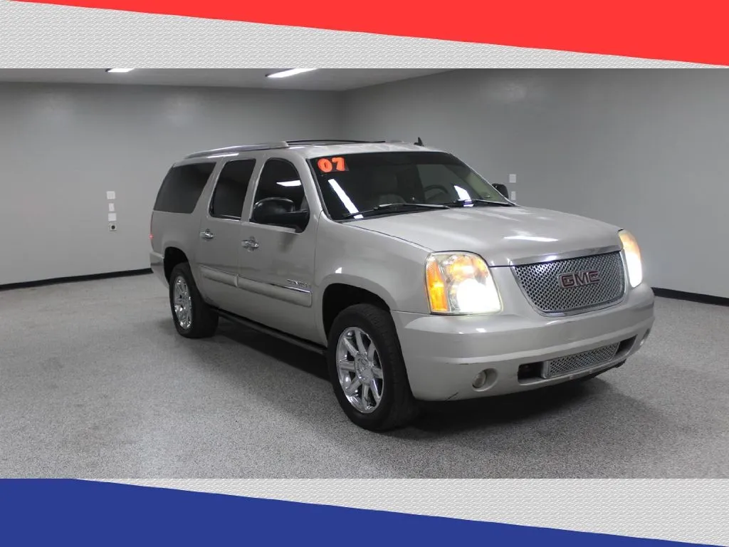 photo of 2007 GMC Yukon Denali XL AWD