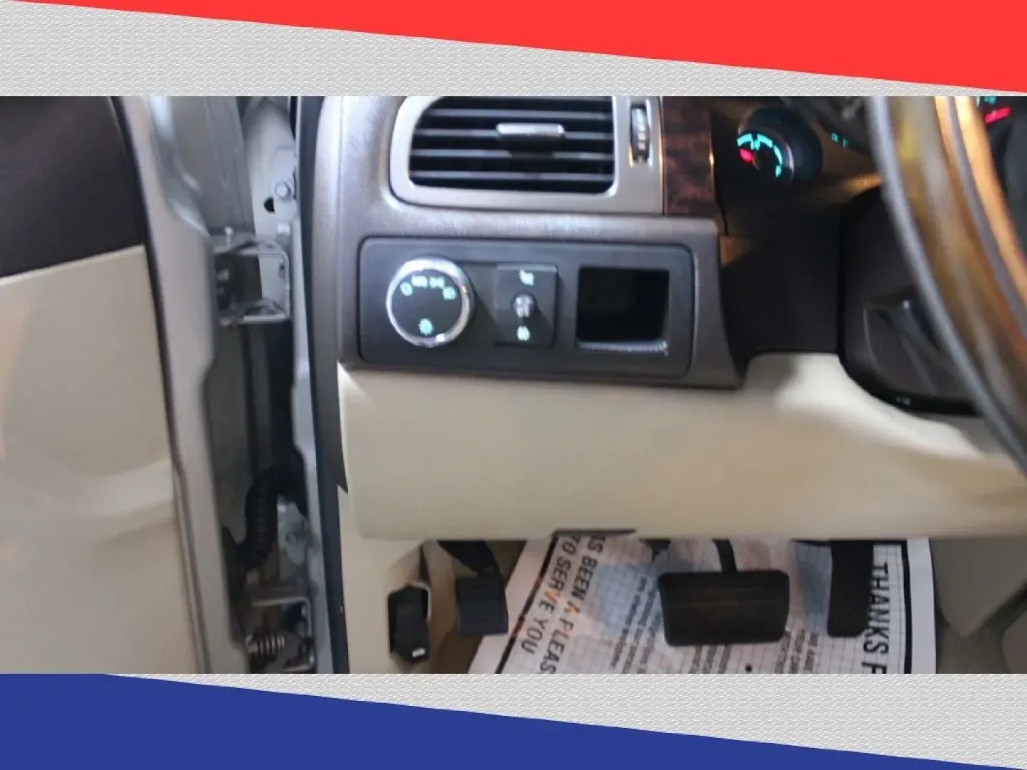 2007 GMC Yukon Denali XL AWD (1GKFK66887J) with an 6.2L V8 OHV 16V engine, 4-Speed Automatic Overdrive transmission, located at 5170 N La Cholla Blvd, Tucson, AZ, 85705, (520) 989-0282, 32.228245, -111.011742 - **Adventure Awaits with this 2007 GMC Yukon Denali Perfect for Family Road Trips or Weekend Getaways!**<br /> <br /> If you're searching for a space that balances luxury with utility, look no further than this stunning 2007 GMC Yukon Denali. Perfectly crafted for families, adventurers, and anyone w - Photo#13