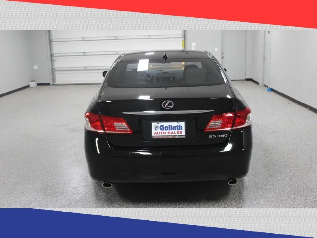 2011 Lexus ES 350 Sedan (JTHBK1EGXB2) with an 3.5L V6 DOHC 24V engine, 6-Speed Automatic transmission, located at 5170 N La Cholla Blvd, Tucson, AZ, 85705, (520) 989-0282, 32.228245, -111.011742 - **Elevate Your Daily Drive with the 2011 Lexus ES 350: Comfort and Performance Awaits!**<br /> <br /> Are you in search of a refined vehicle that seamlessly blends comfort and performance for your daily commutes or weekend getaways? Look no further than the stunning 2011 Lexus ES 350 available at Go - Photo#2
