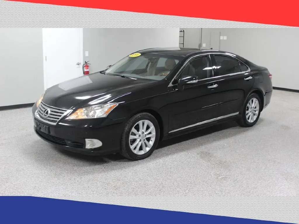 2011 Lexus ES 350 Sedan (JTHBK1EGXB2) with an 3.5L V6 DOHC 24V engine, 6-Speed Automatic transmission, located at 5170 N La Cholla Blvd, Tucson, AZ, 85705, (520) 989-0282, 32.228245, -111.011742 - **Elevate Your Daily Drive with the 2011 Lexus ES 350: Comfort and Performance Awaits!**<br /> <br /> Are you in search of a refined vehicle that seamlessly blends comfort and performance for your daily commutes or weekend getaways? Look no further than the stunning 2011 Lexus ES 350 available at Go - Photo#5