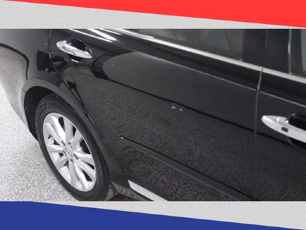 2011 Lexus ES 350 Sedan (JTHBK1EGXB2) with an 3.5L V6 DOHC 24V engine, 6-Speed Automatic transmission, located at 5170 N La Cholla Blvd, Tucson, AZ, 85705, (520) 989-0282, 32.228245, -111.011742 - **Elevate Your Daily Drive with the 2011 Lexus ES 350: Comfort and Performance Awaits!**<br /> <br /> Are you in search of a refined vehicle that seamlessly blends comfort and performance for your daily commutes or weekend getaways? Look no further than the stunning 2011 Lexus ES 350 available at Go - Photo#33