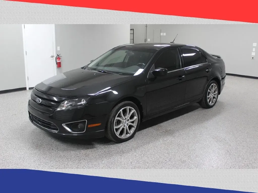 2012 Ford Fusion SE (3FAHP0HG3CR) with an 3.0L V6 DOHC 24V engine, Automatic transmission, located at 5170 N La Cholla Blvd, Tucson, AZ, 85705, (520) 989-0282, 32.228245, -111.011742 - **Experience the Perfect Blend of Style and Comfort with the 2012 Ford Fusion at Goliath Auto Sales!**<br /> <br /> Are you in search of a quality pre-owned vehicle that perfectly complements your busy lifestyle? Look no further than this stunning 2012 Ford Fusion, available now at Goliath Auto Sale - Photo#6
