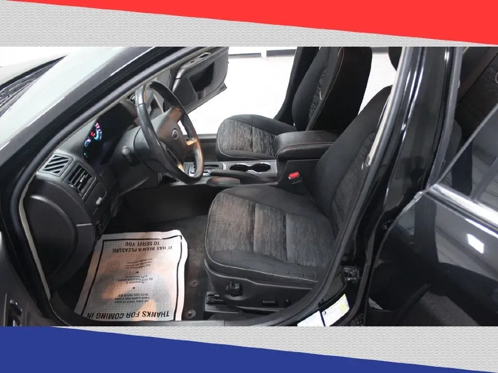 2012 Ford Fusion SE (3FAHP0HG3CR) with an 3.0L V6 DOHC 24V engine, Automatic transmission, located at 5170 N La Cholla Blvd, Tucson, AZ, 85705, (520) 989-0282, 32.228245, -111.011742 - **Experience the Perfect Blend of Style and Comfort with the 2012 Ford Fusion at Goliath Auto Sales!**<br /> <br /> Are you in search of a quality pre-owned vehicle that perfectly complements your busy lifestyle? Look no further than this stunning 2012 Ford Fusion, available now at Goliath Auto Sale - Photo#10