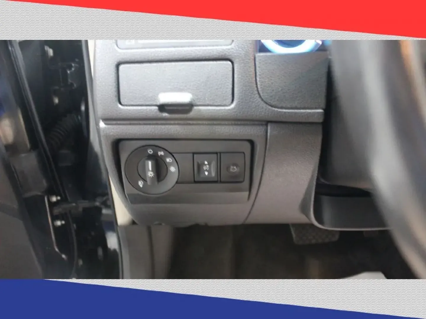 2012 Ford Fusion SE (3FAHP0HG3CR) with an 3.0L V6 DOHC 24V engine, Automatic transmission, located at 5170 N La Cholla Blvd, Tucson, AZ, 85705, (520) 989-0282, 32.228245, -111.011742 - **Experience the Perfect Blend of Style and Comfort with the 2012 Ford Fusion at Goliath Auto Sales!**<br /> <br /> Are you in search of a quality pre-owned vehicle that perfectly complements your busy lifestyle? Look no further than this stunning 2012 Ford Fusion, available now at Goliath Auto Sale - Photo#13