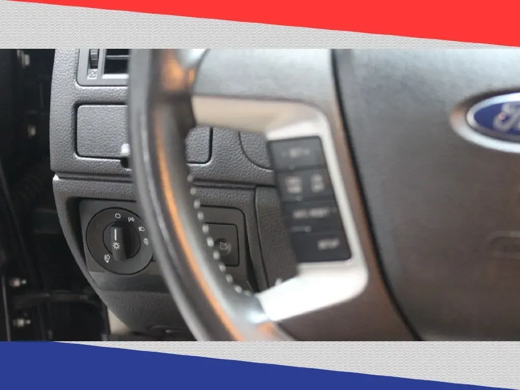 2012 Ford Fusion SE (3FAHP0HG3CR) with an 3.0L V6 DOHC 24V engine, Automatic transmission, located at 5170 N La Cholla Blvd, Tucson, AZ, 85705, (520) 989-0282, 32.228245, -111.011742 - **Experience the Perfect Blend of Style and Comfort with the 2012 Ford Fusion at Goliath Auto Sales!**<br /> <br /> Are you in search of a quality pre-owned vehicle that perfectly complements your busy lifestyle? Look no further than this stunning 2012 Ford Fusion, available now at Goliath Auto Sale - Photo#15