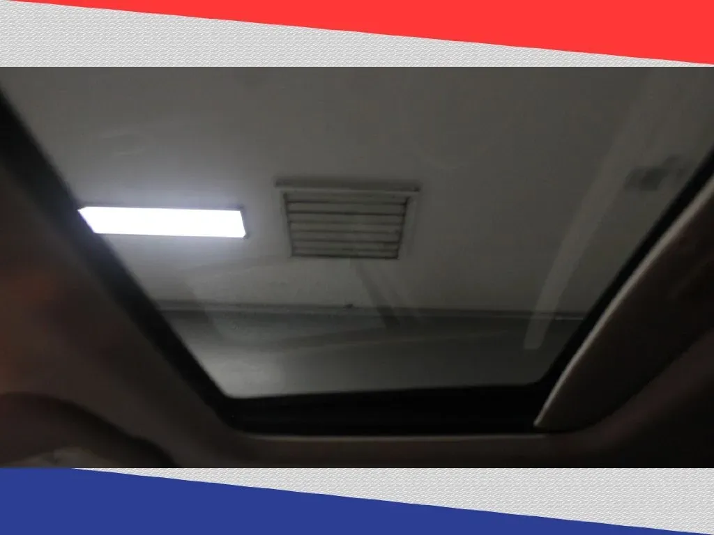 2012 Ford Fusion SE (3FAHP0HG3CR) with an 3.0L V6 DOHC 24V engine, Automatic transmission, located at 5170 N La Cholla Blvd, Tucson, AZ, 85705, (520) 989-0282, 32.228245, -111.011742 - **Experience the Perfect Blend of Style and Comfort with the 2012 Ford Fusion at Goliath Auto Sales!**<br /> <br /> Are you in search of a quality pre-owned vehicle that perfectly complements your busy lifestyle? Look no further than this stunning 2012 Ford Fusion, available now at Goliath Auto Sale - Photo#29