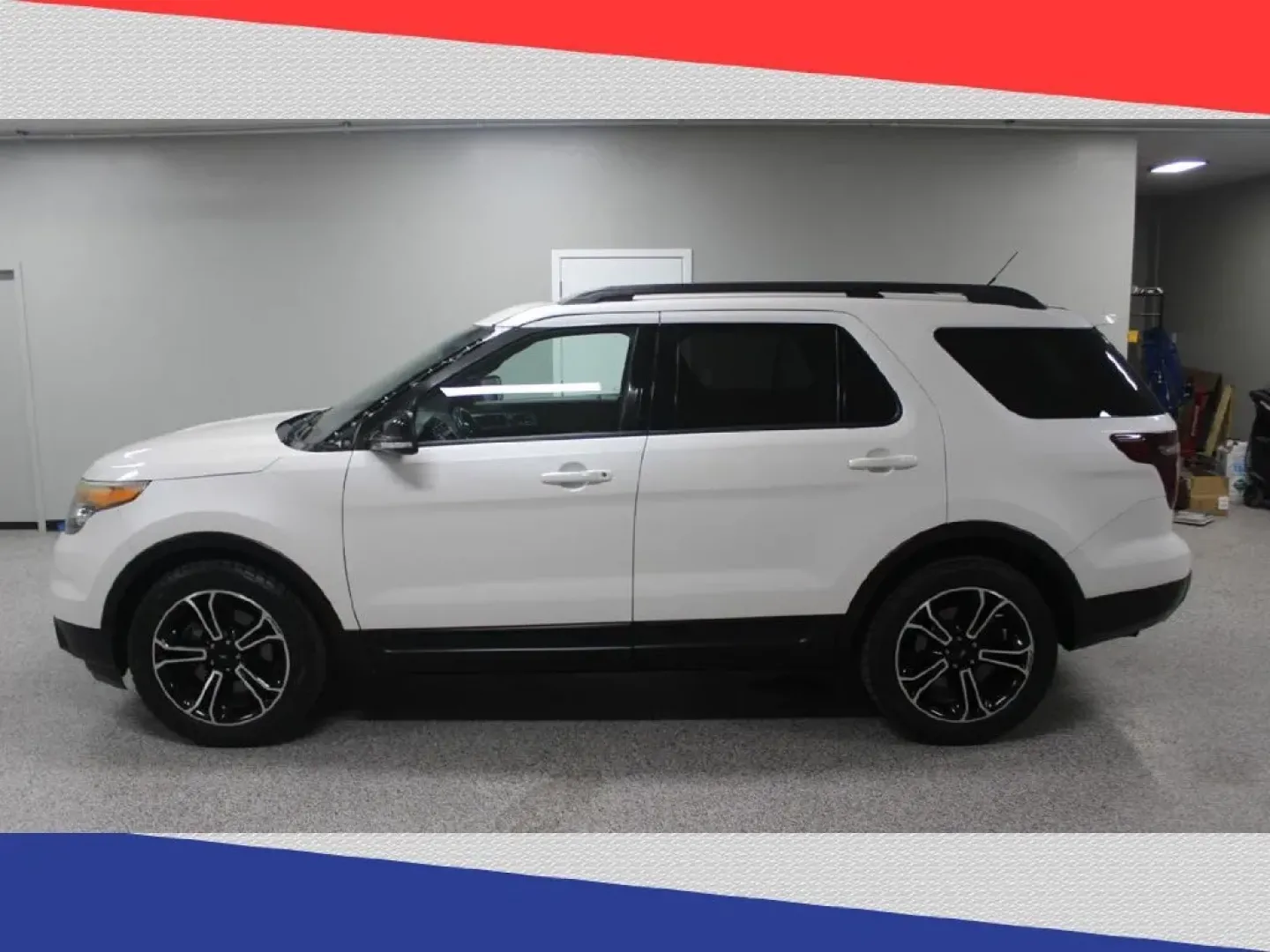 2015 Ford Explorer Sport 4WD (1FM5K8GT3FG) with an 3.5L V6 DOHC 24V engine, 6-Speed Automatic transmission, located at 5170 N La Cholla Blvd, Tucson, AZ, 85705, (520) 989-0282, 32.228245, -111.011742 - ### Discover Adventure with the 2015 Ford Explorer at Goliath Auto Sales!<br /> <br /> Are you ready to elevate your family's next road trip or weekend adventure? Look no further than this **2015 Ford Explorer**, available now at **Goliath Auto Sales** in beautiful **Tucson, AZ**. This pre-owned SUV - Photo#4