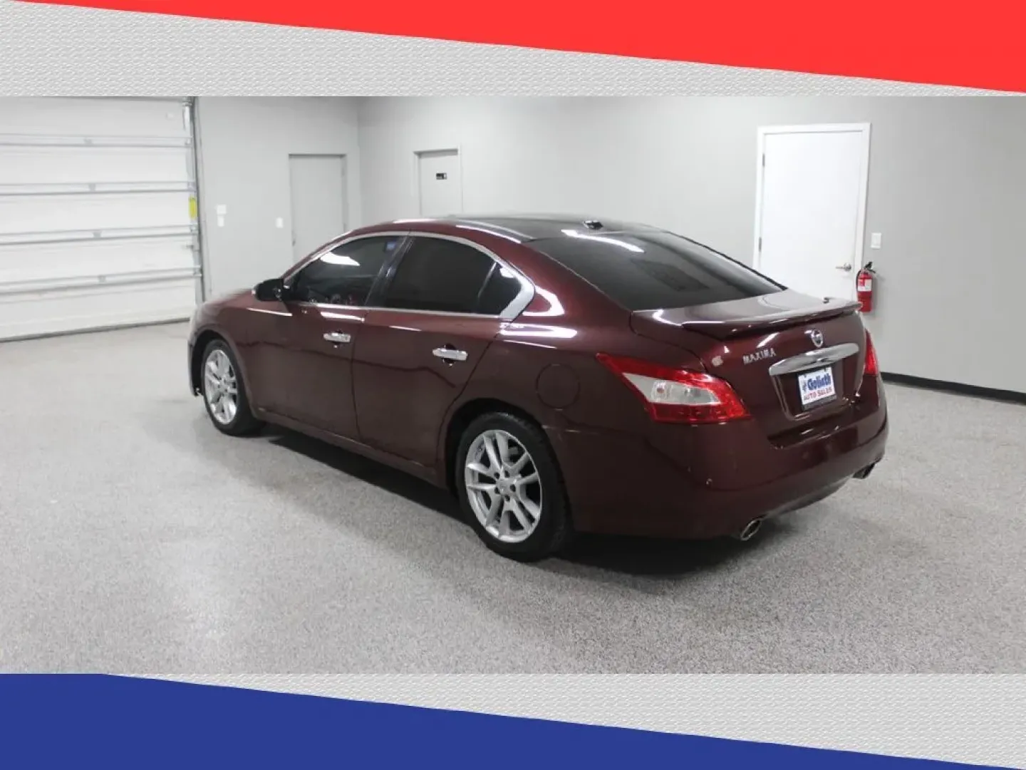 2011 Nissan Maxima S (1N4AA5AP9BC) with an 3.5L V6 DOHC 24V engine, CVT transmission, located at 5170 N La Cholla Blvd, Tucson, AZ, 85705, (520) 989-0282, 32.228245, -111.011742 - **Discover the Perfect Ride for Your Daily Adventures: 2011 Nissan Maxima at Goliath Auto Sales**<br /> <br /> Are you on the lookout for a reliable sedan that seamlessly blends style, comfort, and performance? Look no further! The 2011 Nissan Maxima at Goliath Auto Sales is the ideal choice for tho - Photo#4